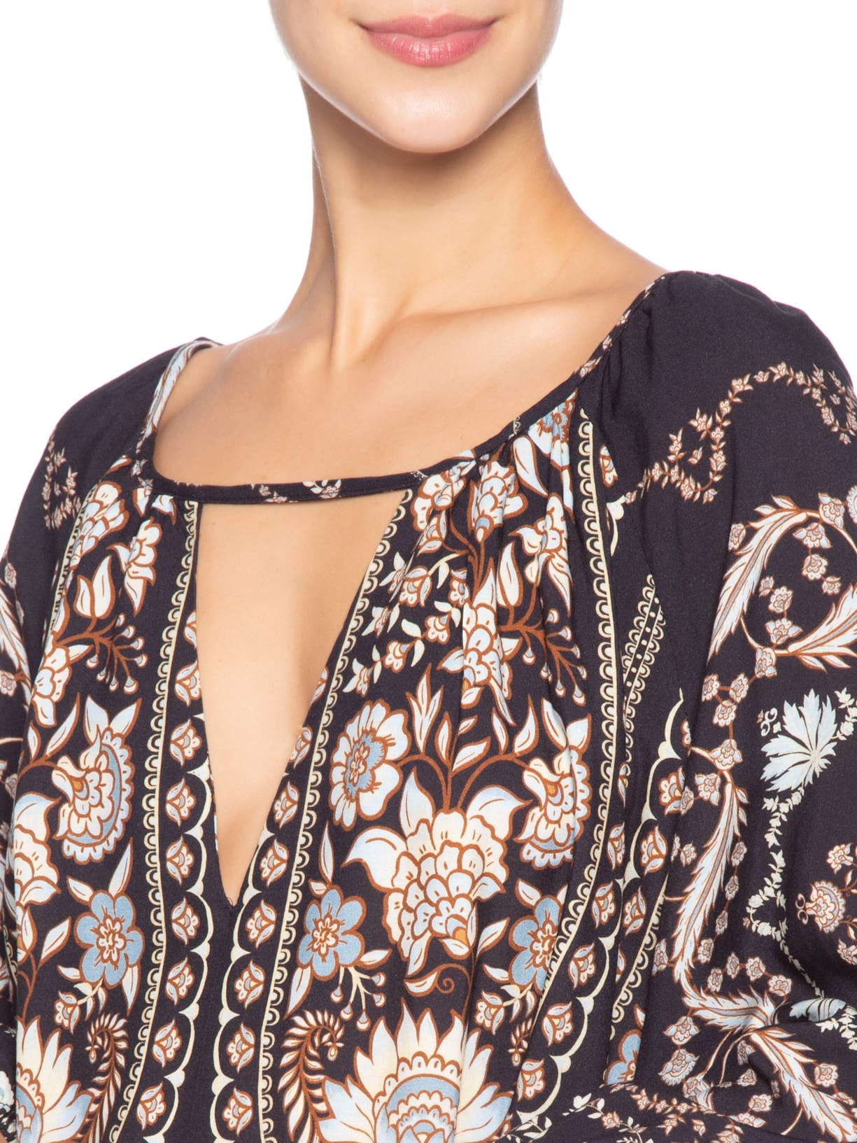 Bata Feminina Daniela Preto Farm