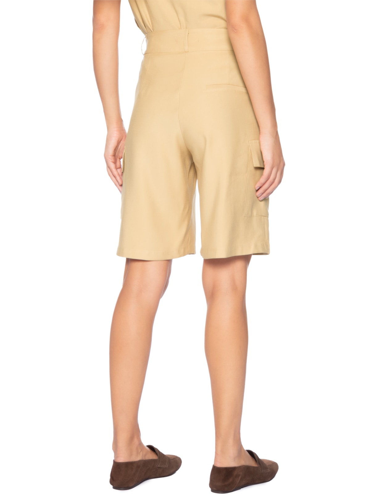 Bermuda Feminina Com Bolsos Laterais Bege '2Essential