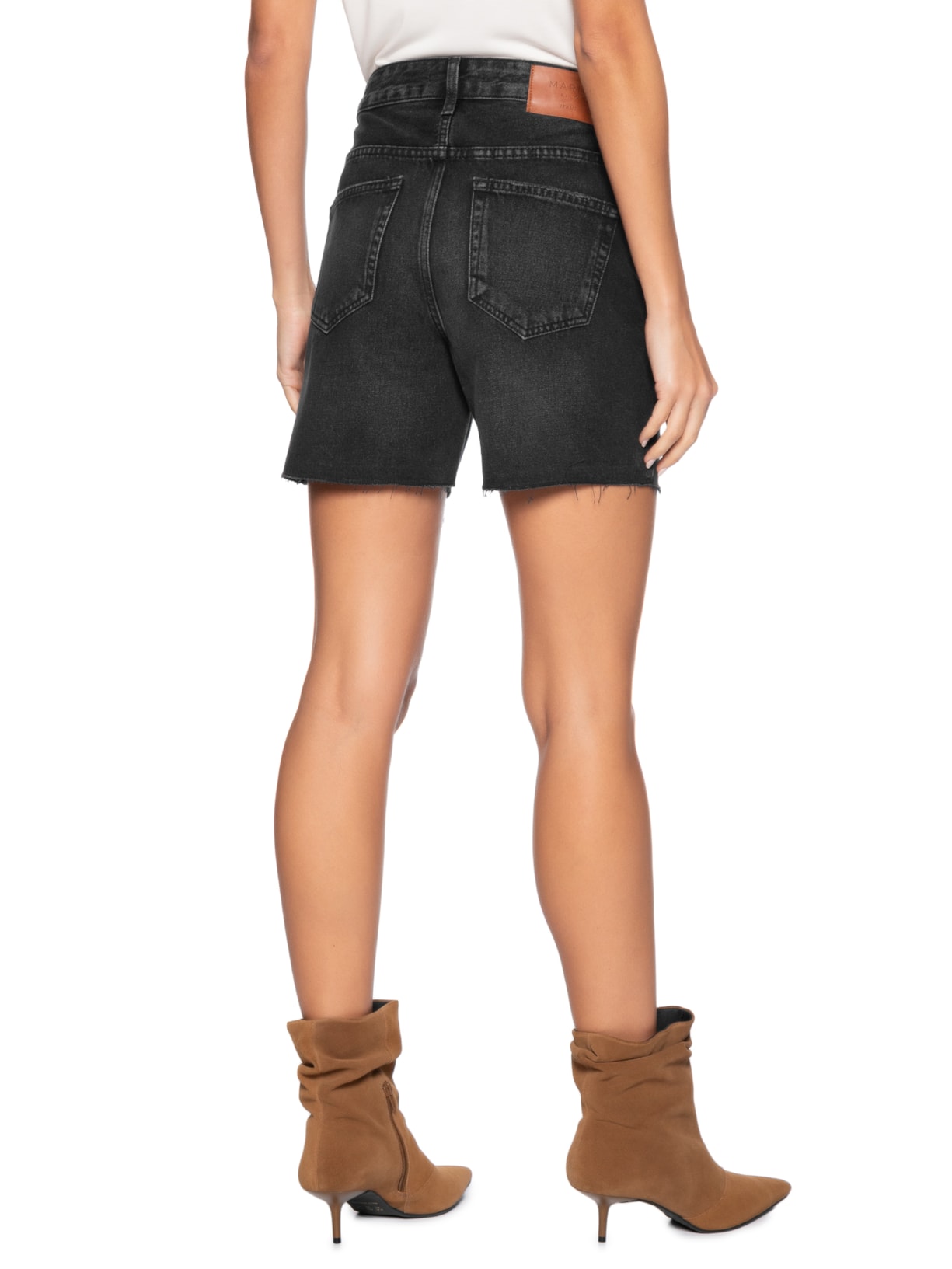Bermuda Feminina Jeans Black Used Barra a Fio Preto Maria Filó