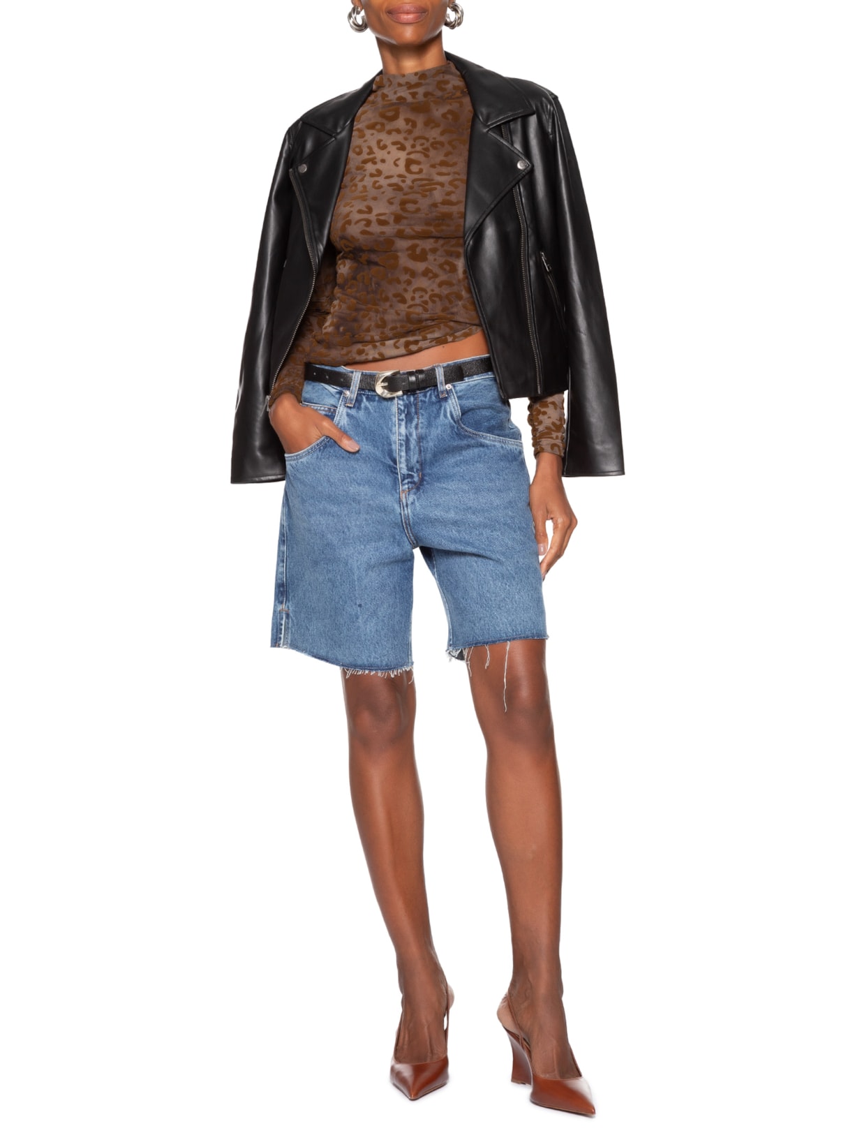 Bermuda Feminina Jeans Log Rise Barra A Fio Azul Animale Jeans