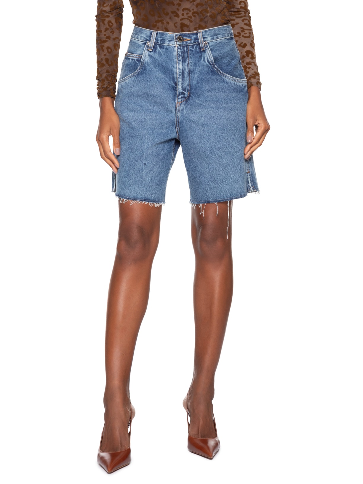 Bermuda Feminina Jeans Log Rise Barra A Fio Azul Animale Jeans