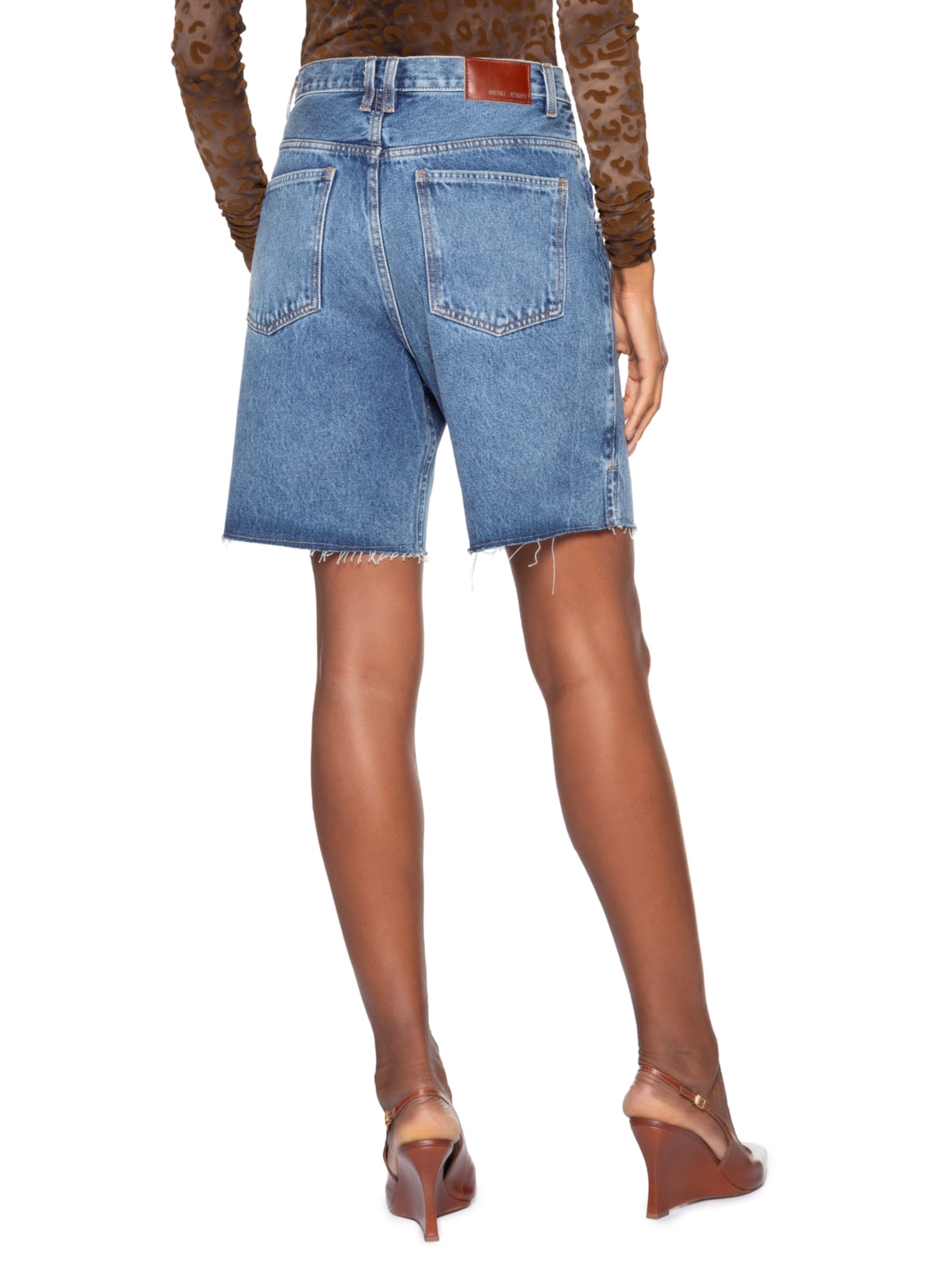 Bermuda Feminina Jeans Log Rise Barra A Fio Azul Animale Jeans