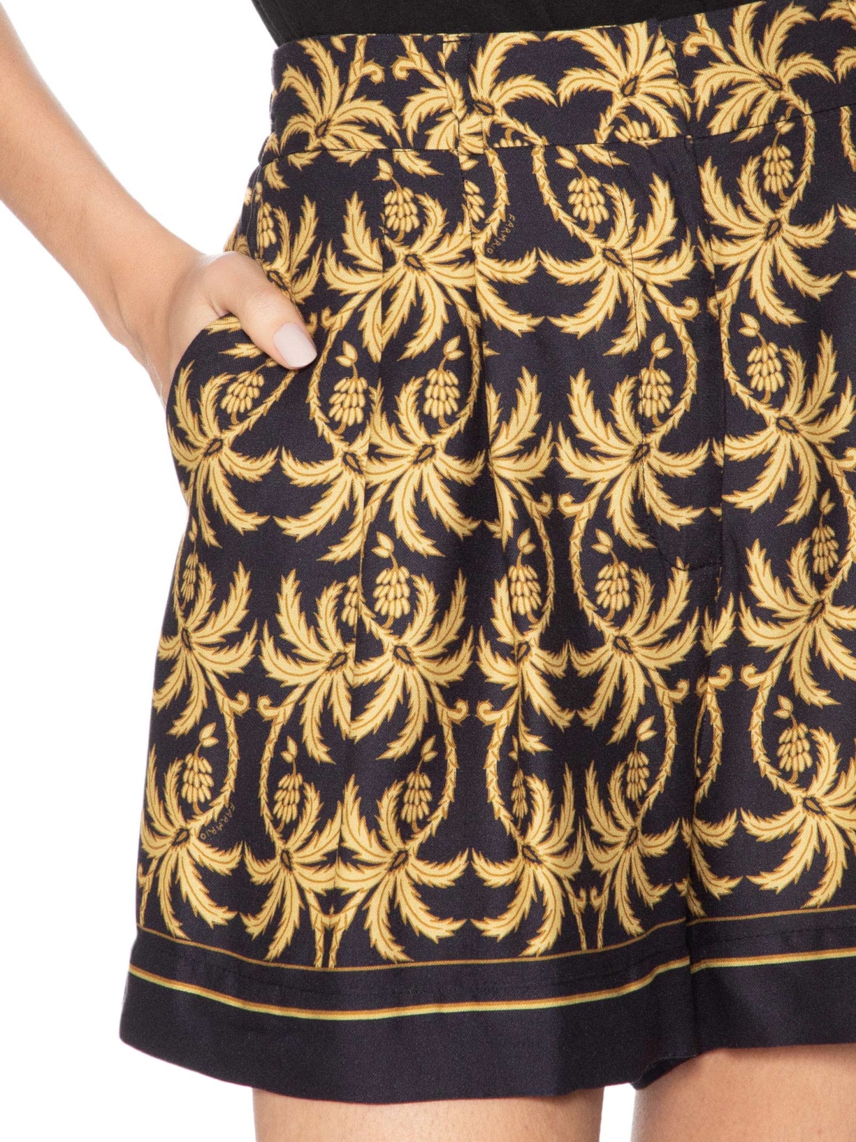 Bermuda Feminina Lenço Trancoso Preto Farm