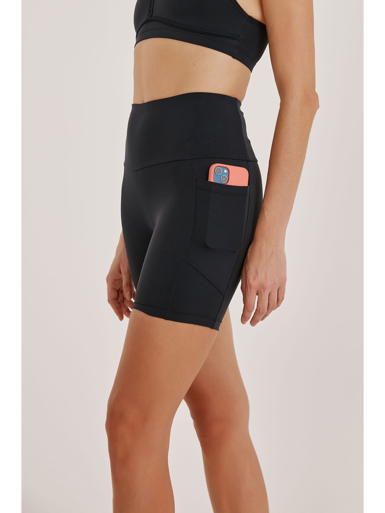 Bermuda Fitness Bolso Preta Soft Skin Lolli Yogini