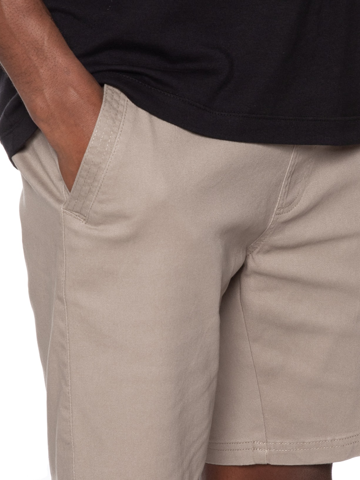 Bermuda Masculina em Sarja com Elástico Bege Basiq Men