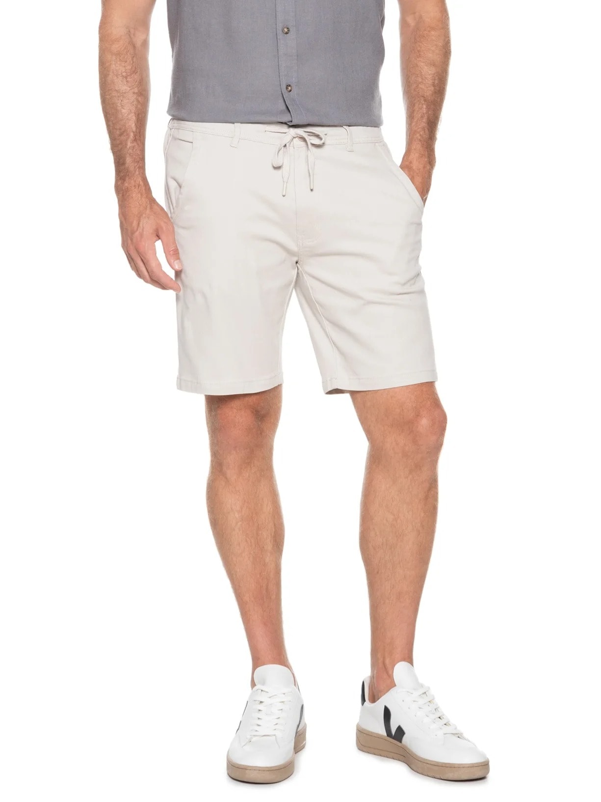 Bermuda Masculina Sarja Meio Elástico Básica Bege Basiq Men