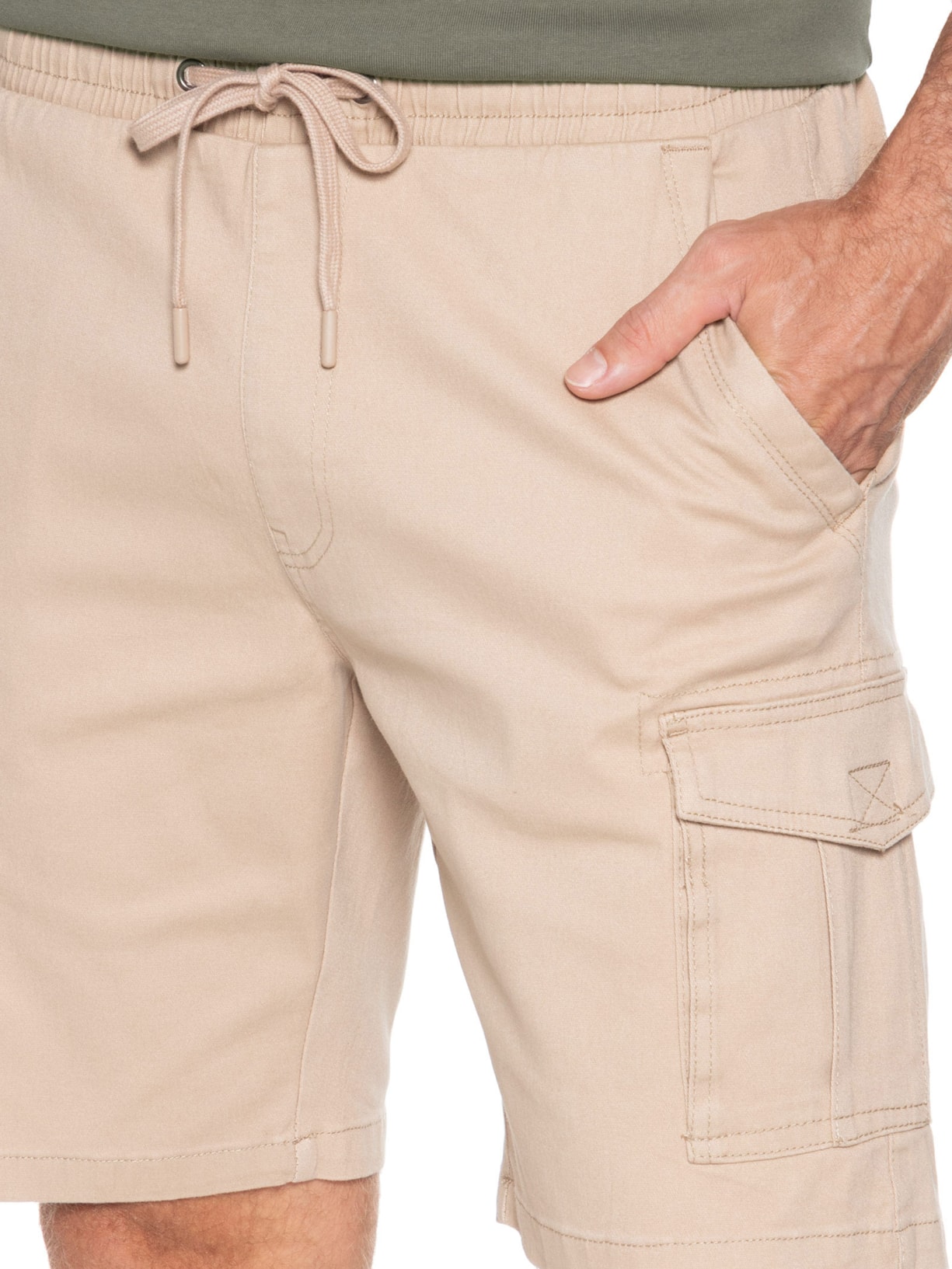 Bermuda Masculina Sarja Meio Elástico Cargo Bege Basiq Men