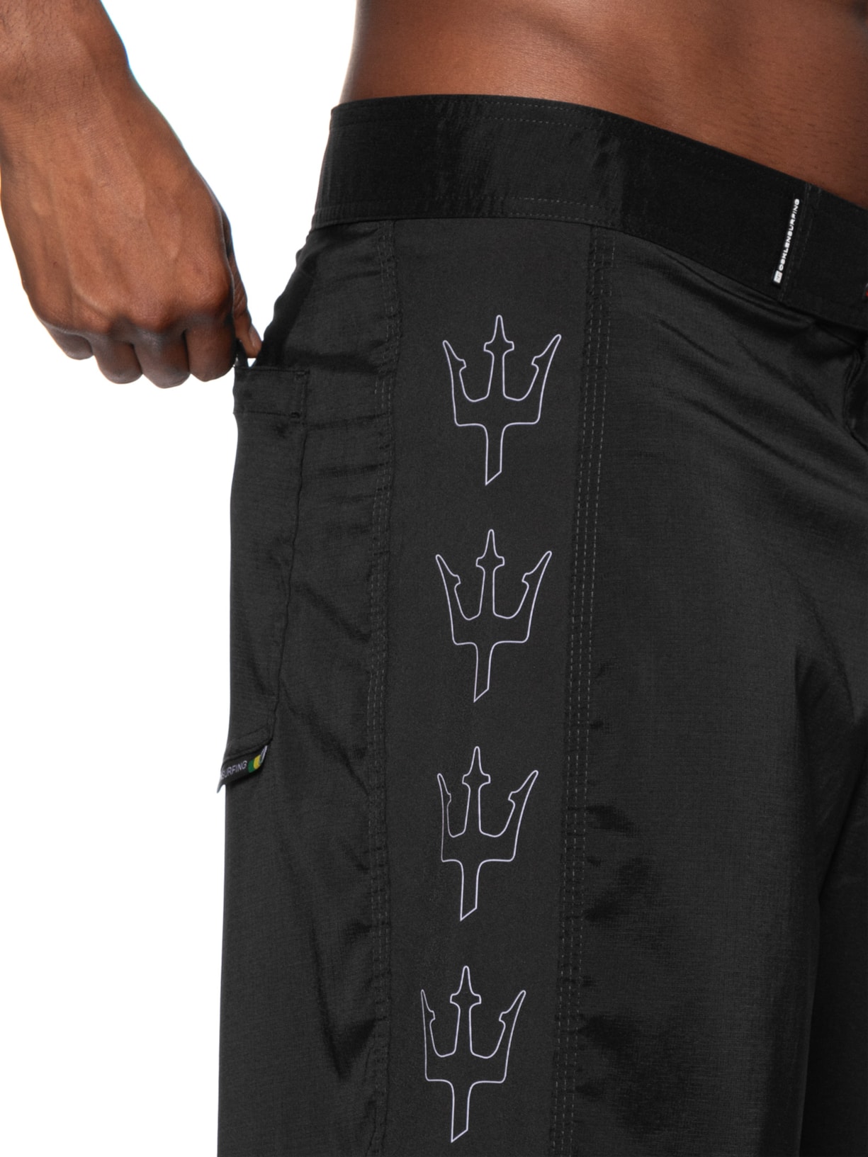 Bermuda Masculina Surf Over Tridente Preto Osklen