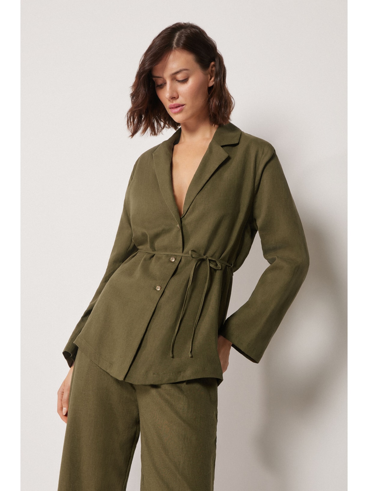 Blazer Em Linho e Viscose Com Cinto Verde Calzedonia