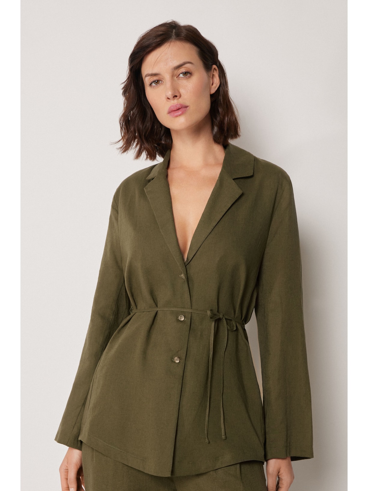 Blazer Em Linho e Viscose Com Cinto Verde Calzedonia