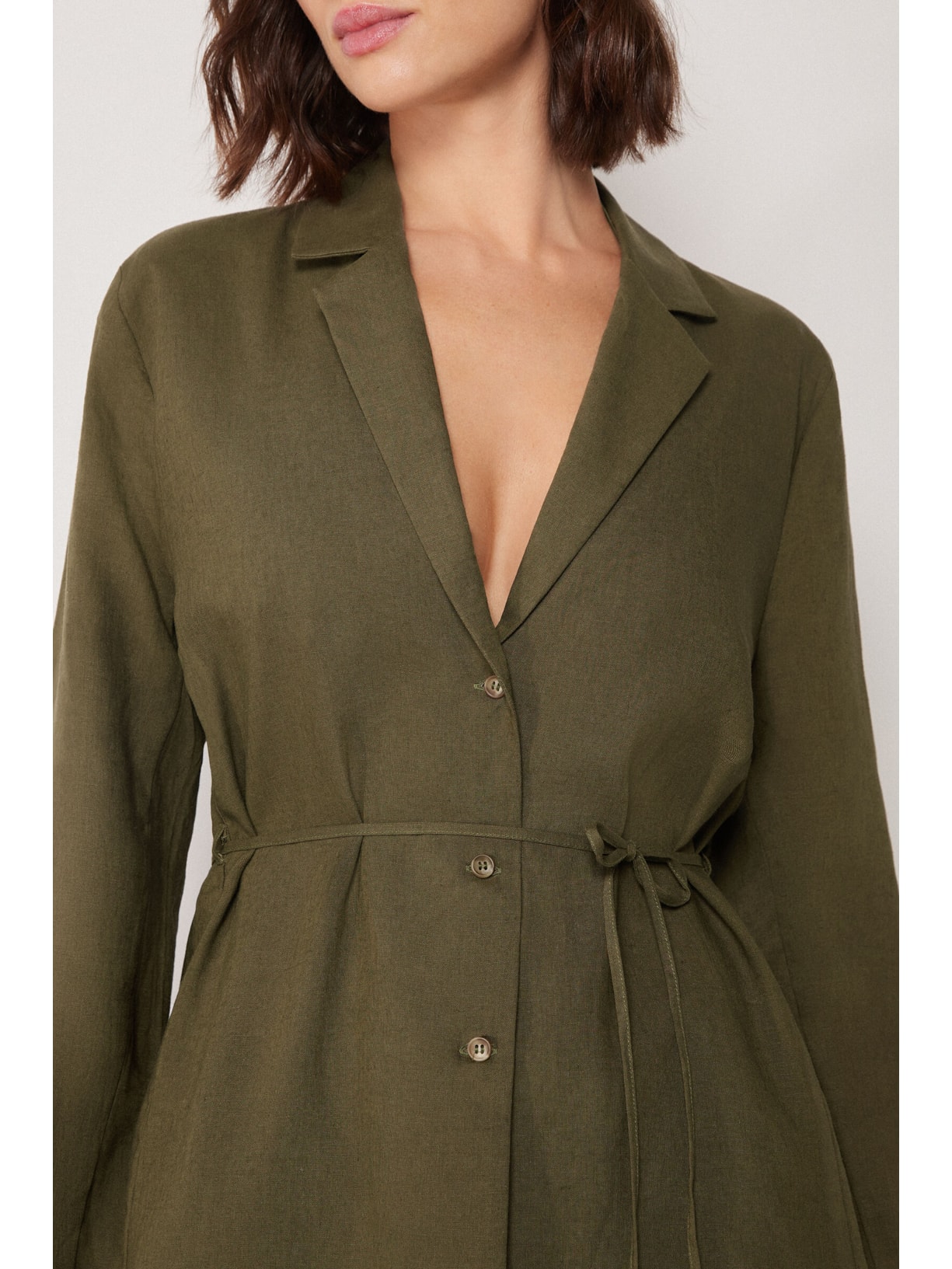 Blazer Em Linho e Viscose Com Cinto Verde Calzedonia