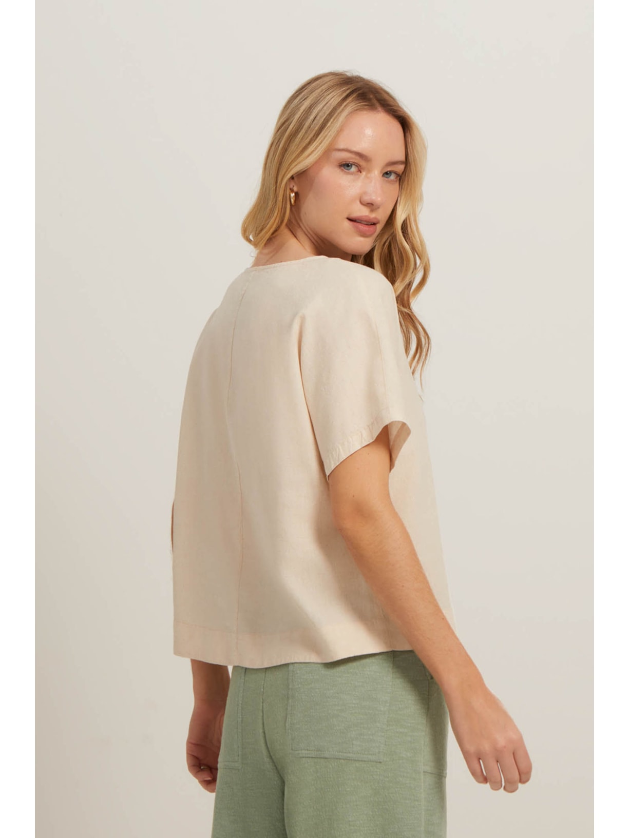 Blusa Bege Linho Matilda Yogini