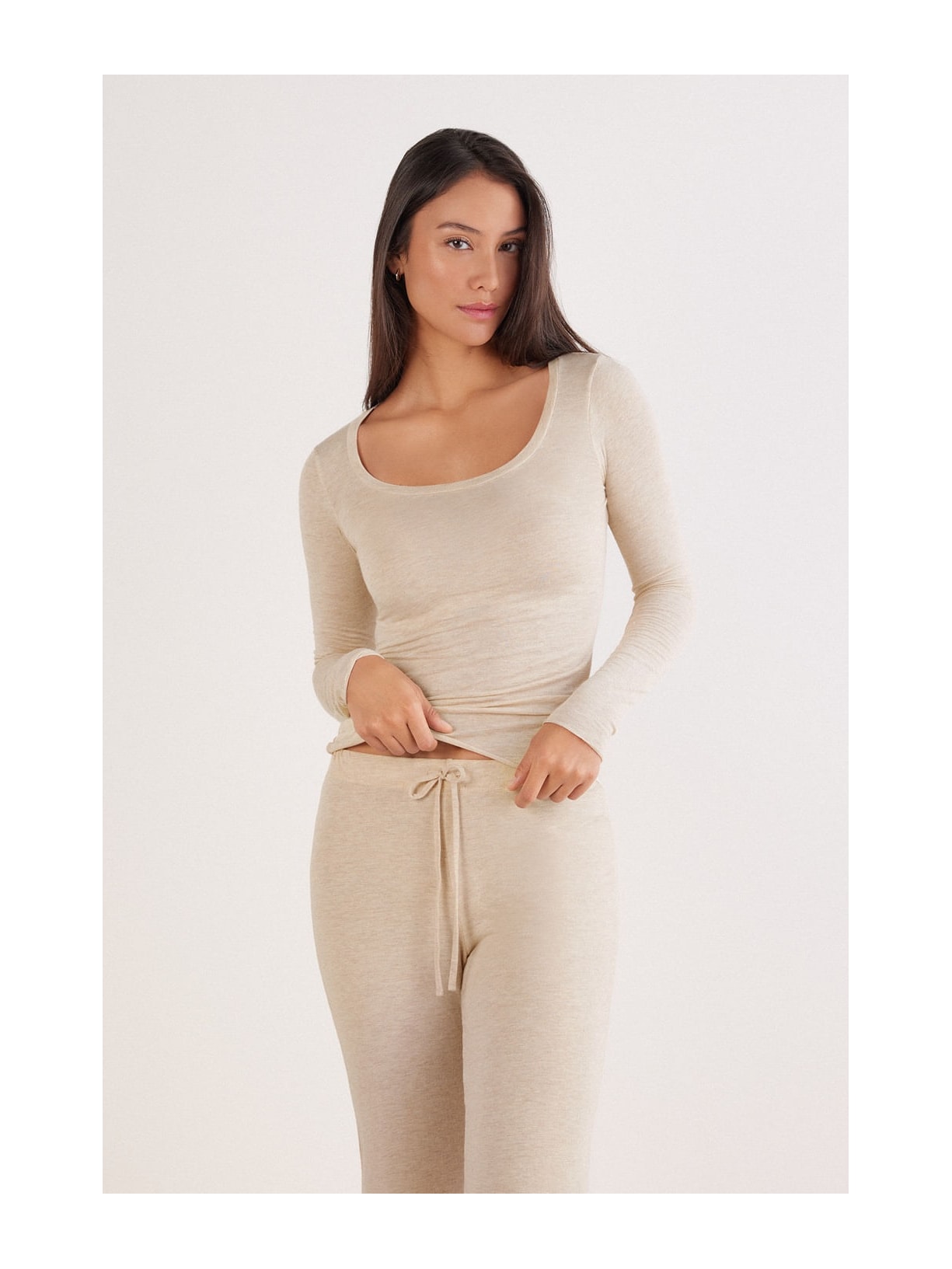 Blusa De Manga Comprida Em Cashmere Ultralight Com Decote Em u Bege Intimissimi