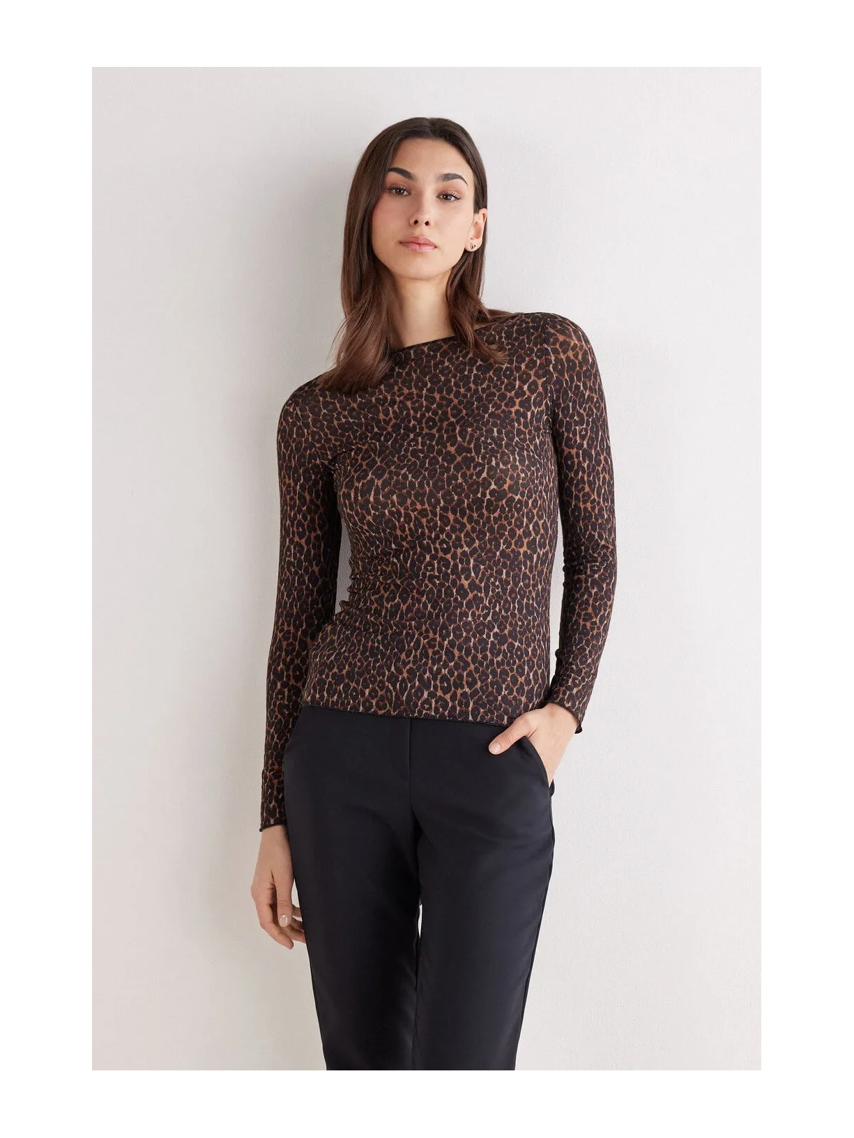 Blusa De Manga Comprida Em Modal Ultralight Com Cashmere Com Estampa Animal Print Marrom Intimissimi