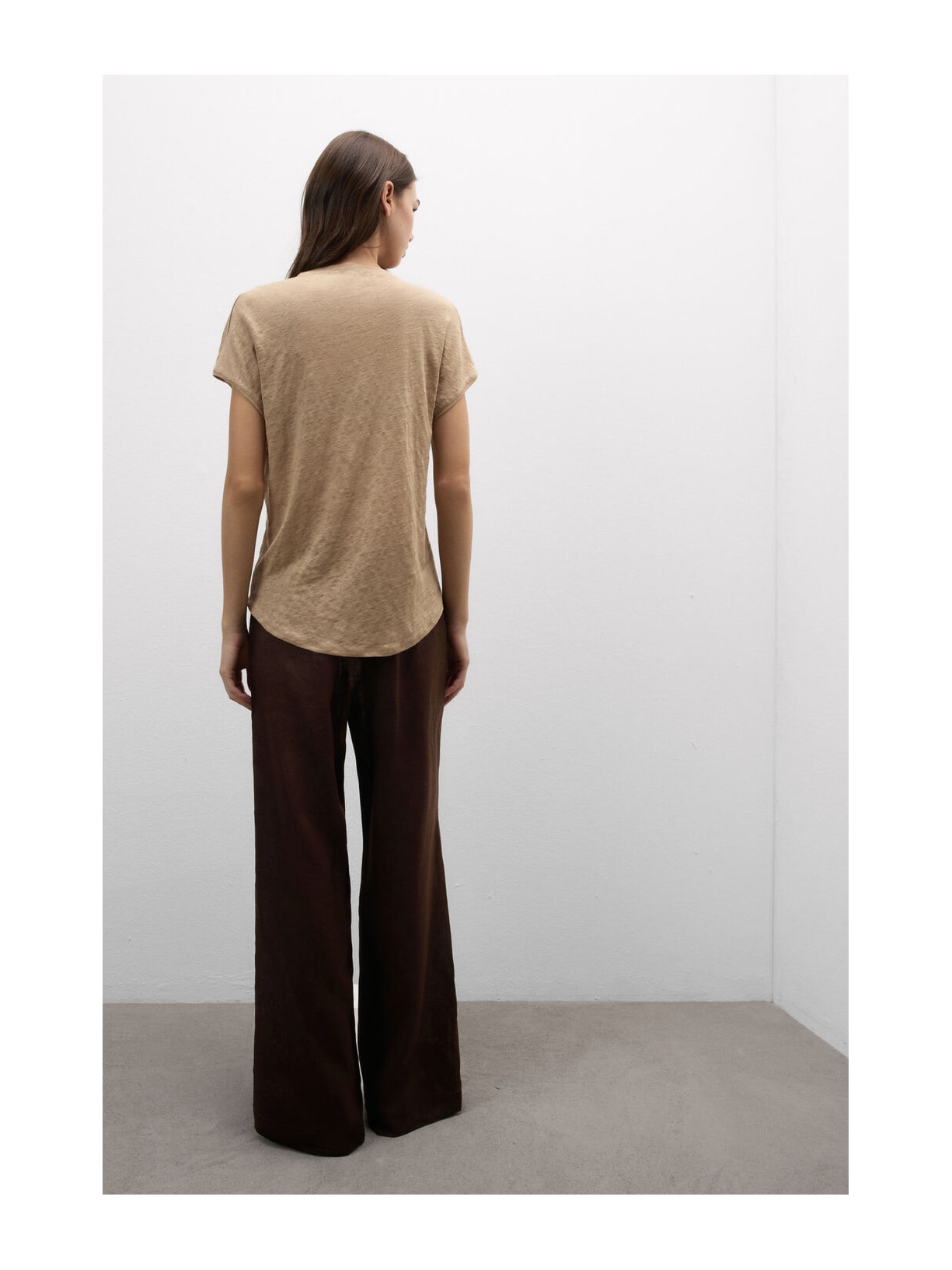 Blusa De Manga Curta Em Linho Com Decote Em v Bege Intimissimi