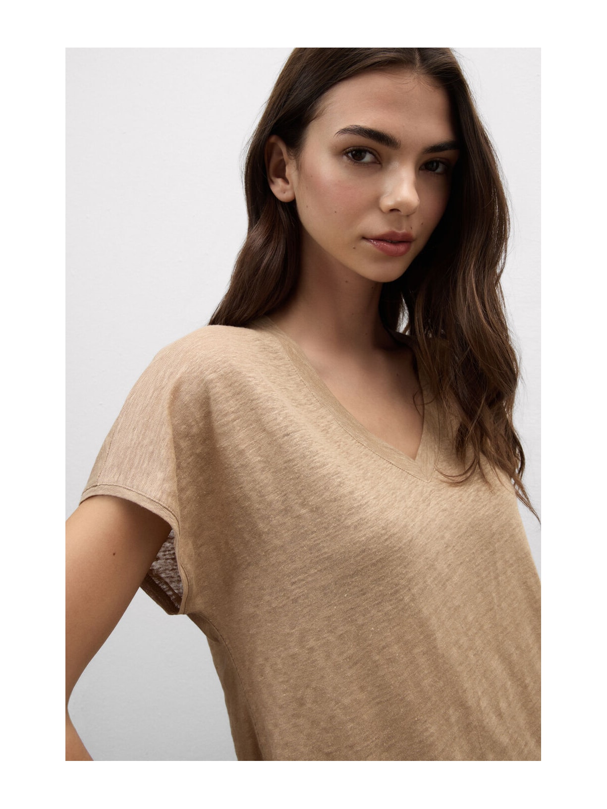 Blusa De Manga Curta Em Linho Com Decote Em v Bege Intimissimi