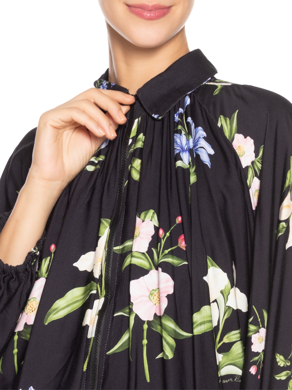 Blusa Feminina Bomber Balonê Água De Flor Preto Farm