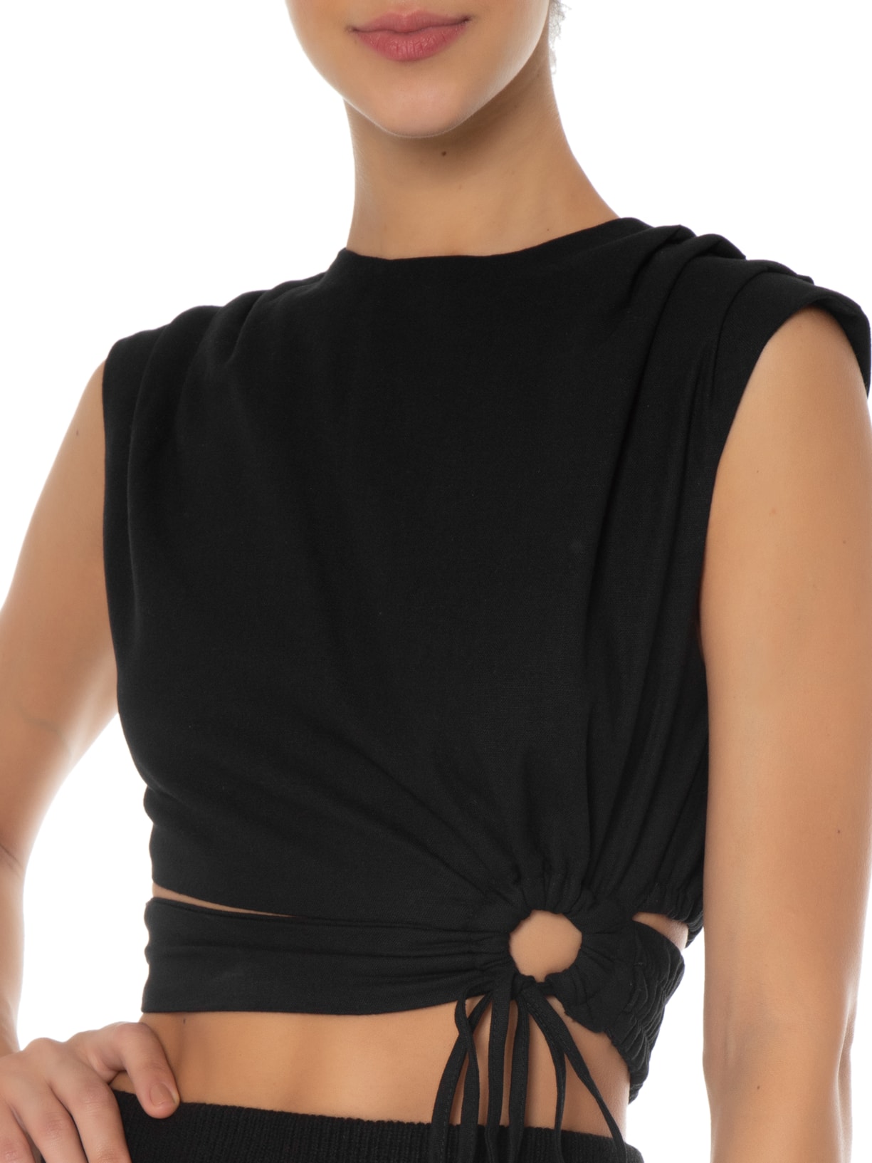 Blusa Feminina Cropped Pregas Argola Preto Farm