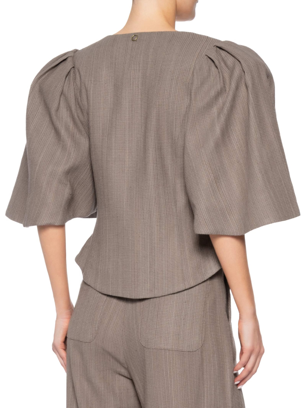 Blusa Feminina Curta Manga Volumosa Marrom Bo