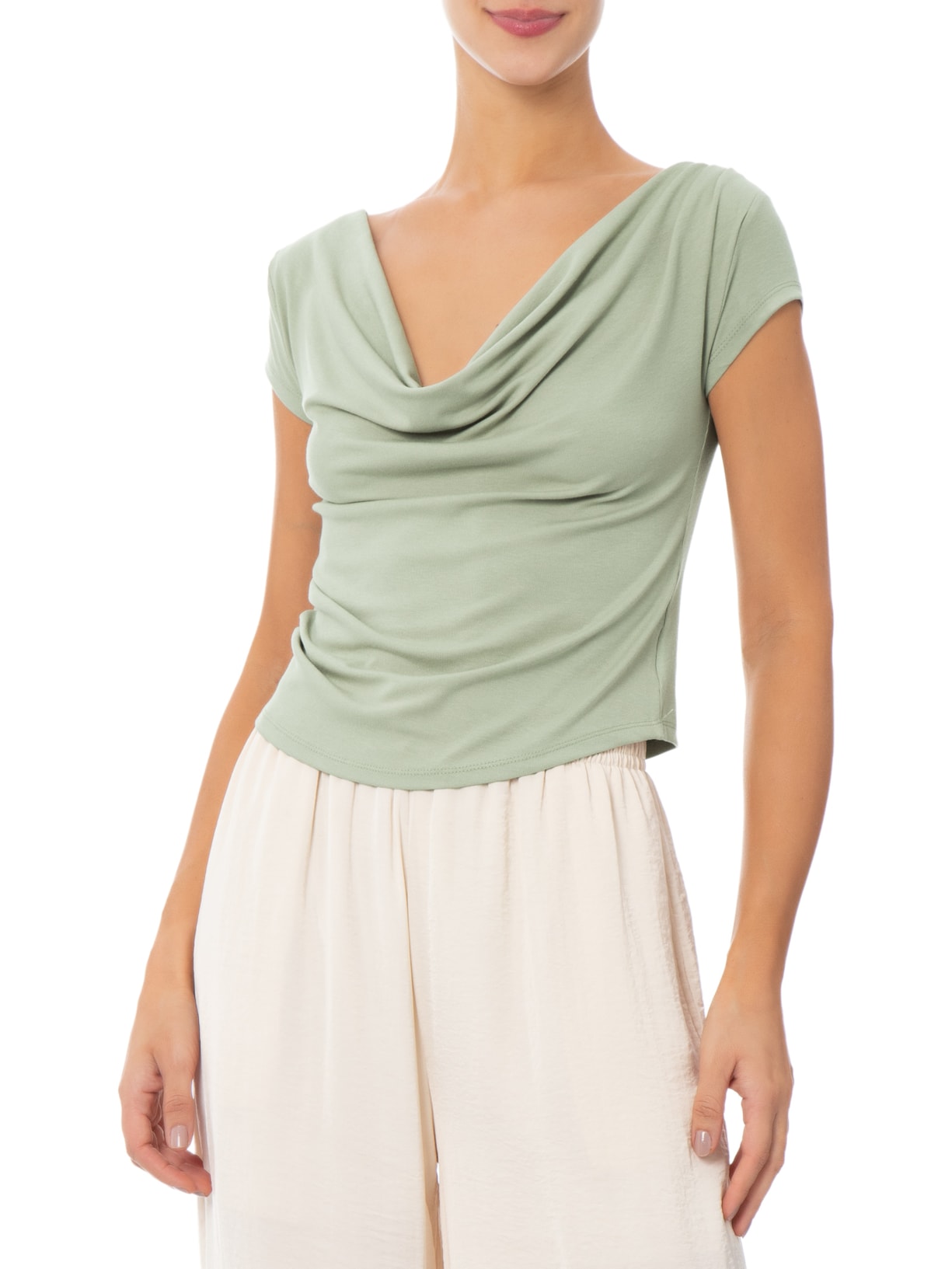 Blusa Feminina Decote Degagê Verde '2Essential