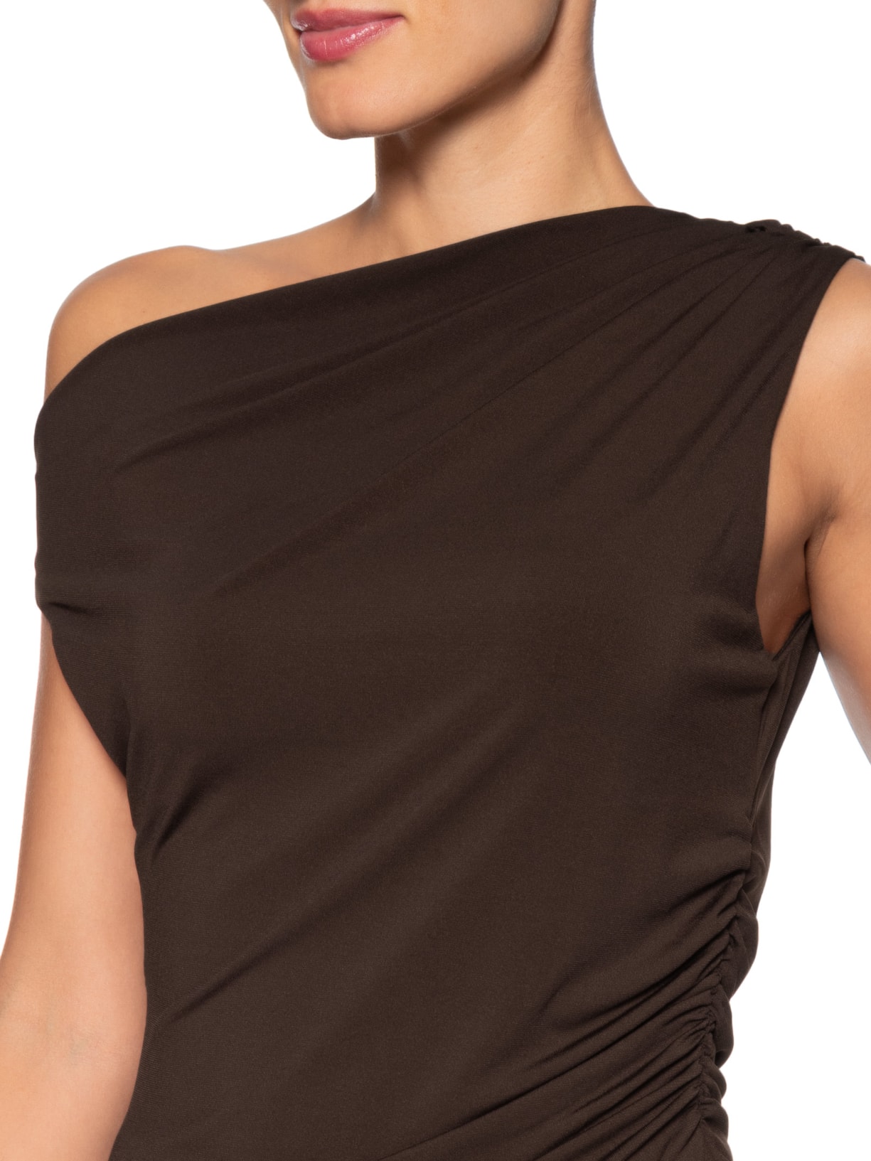 Blusa Feminina Drapeada Ombro Único – Marrom Basiq