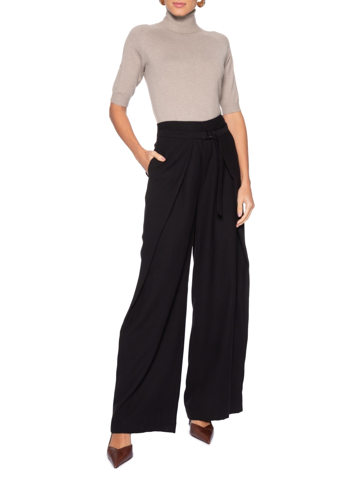 Blusa Feminina Gola Alta Em Tricot Bege '2Essential