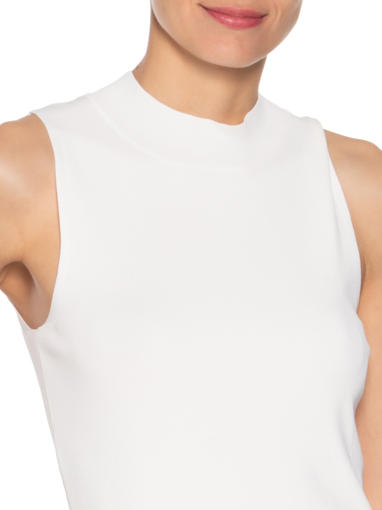 Blusa Feminina Gola Alta Em Tricot Off White '2Essential