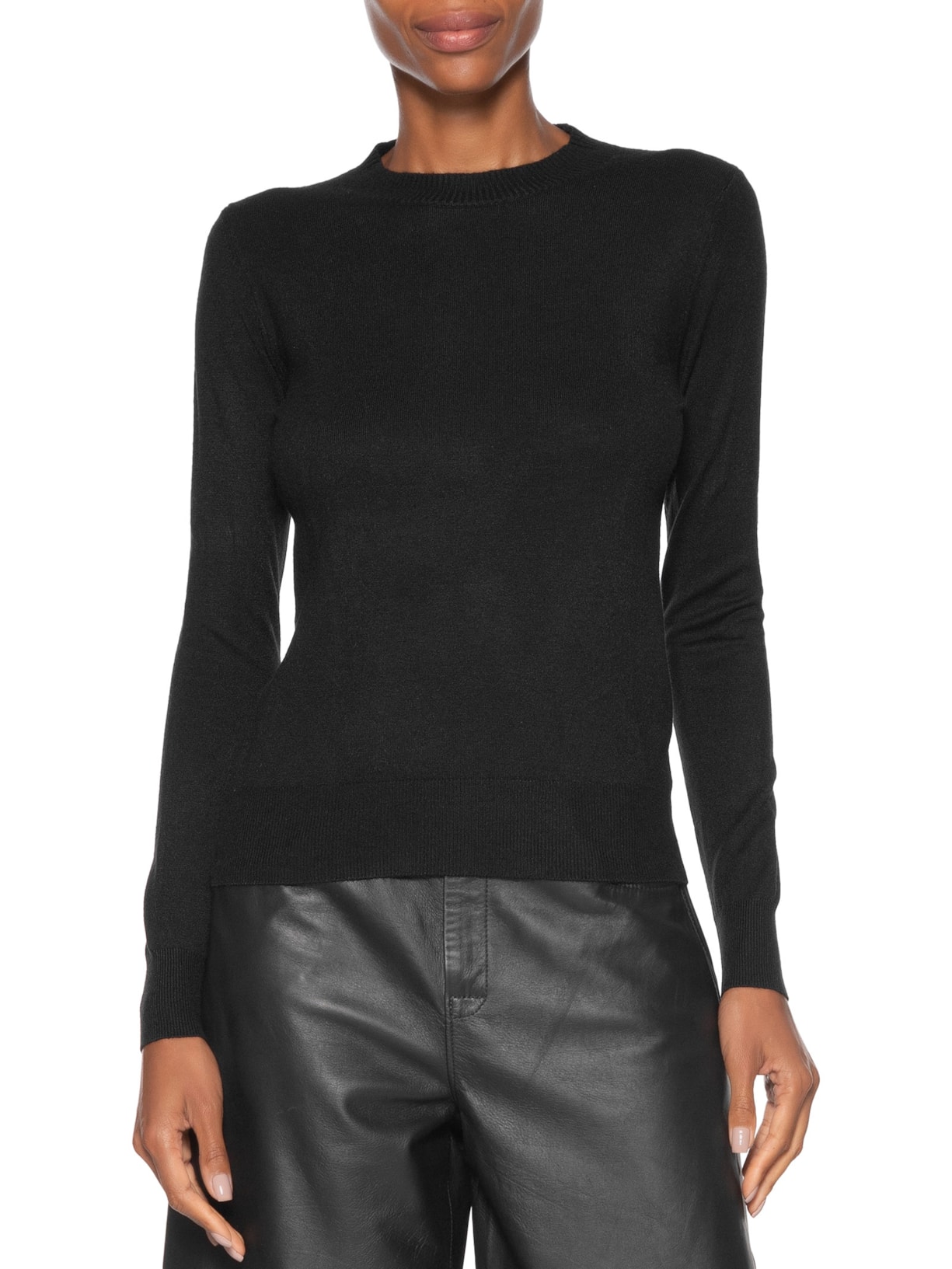 Blusa Feminina Gola Redonda Em Tricot Preto '2Essential