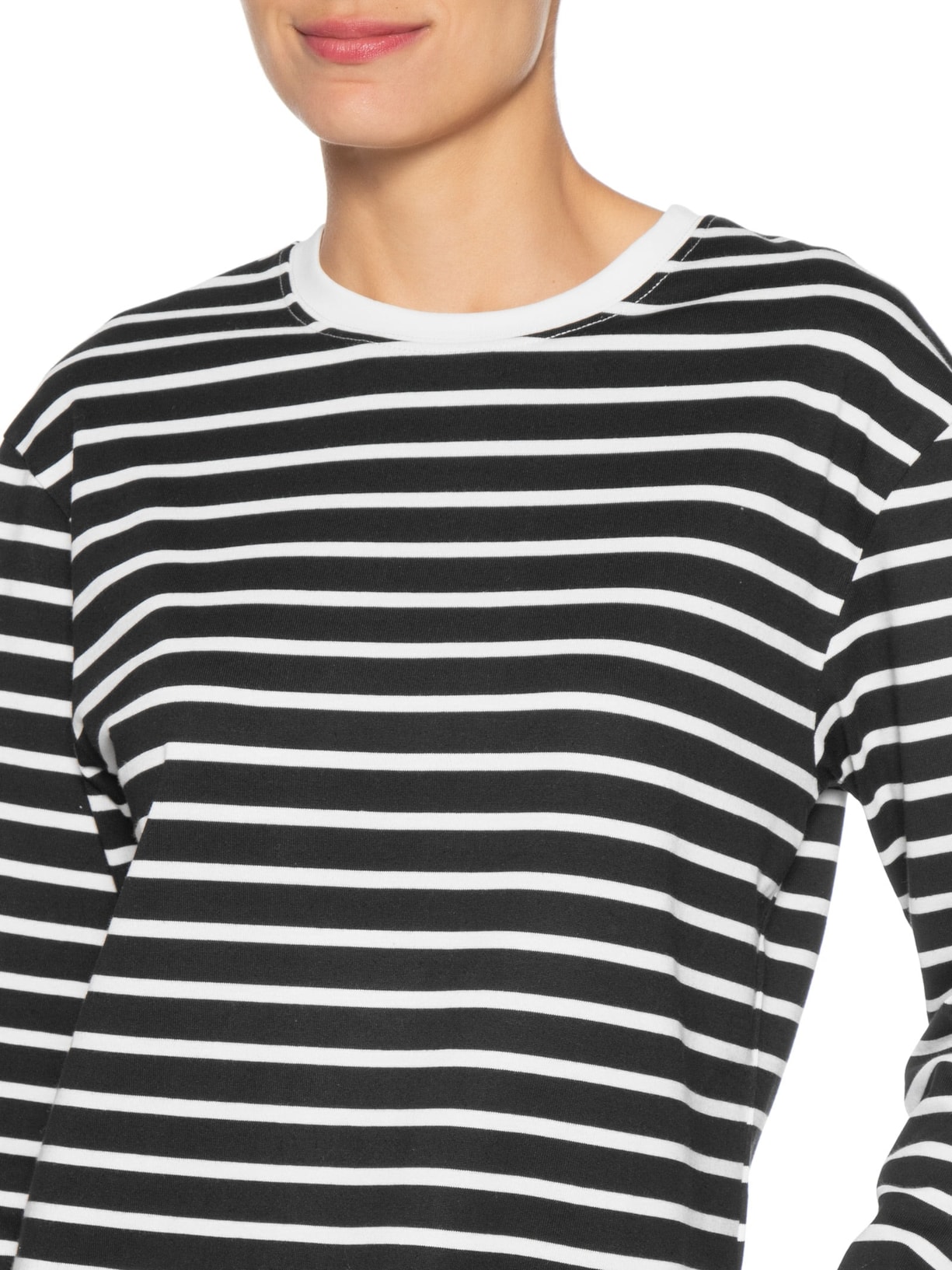 Blusa Feminina Listrada Manga Longa Preto Basiq