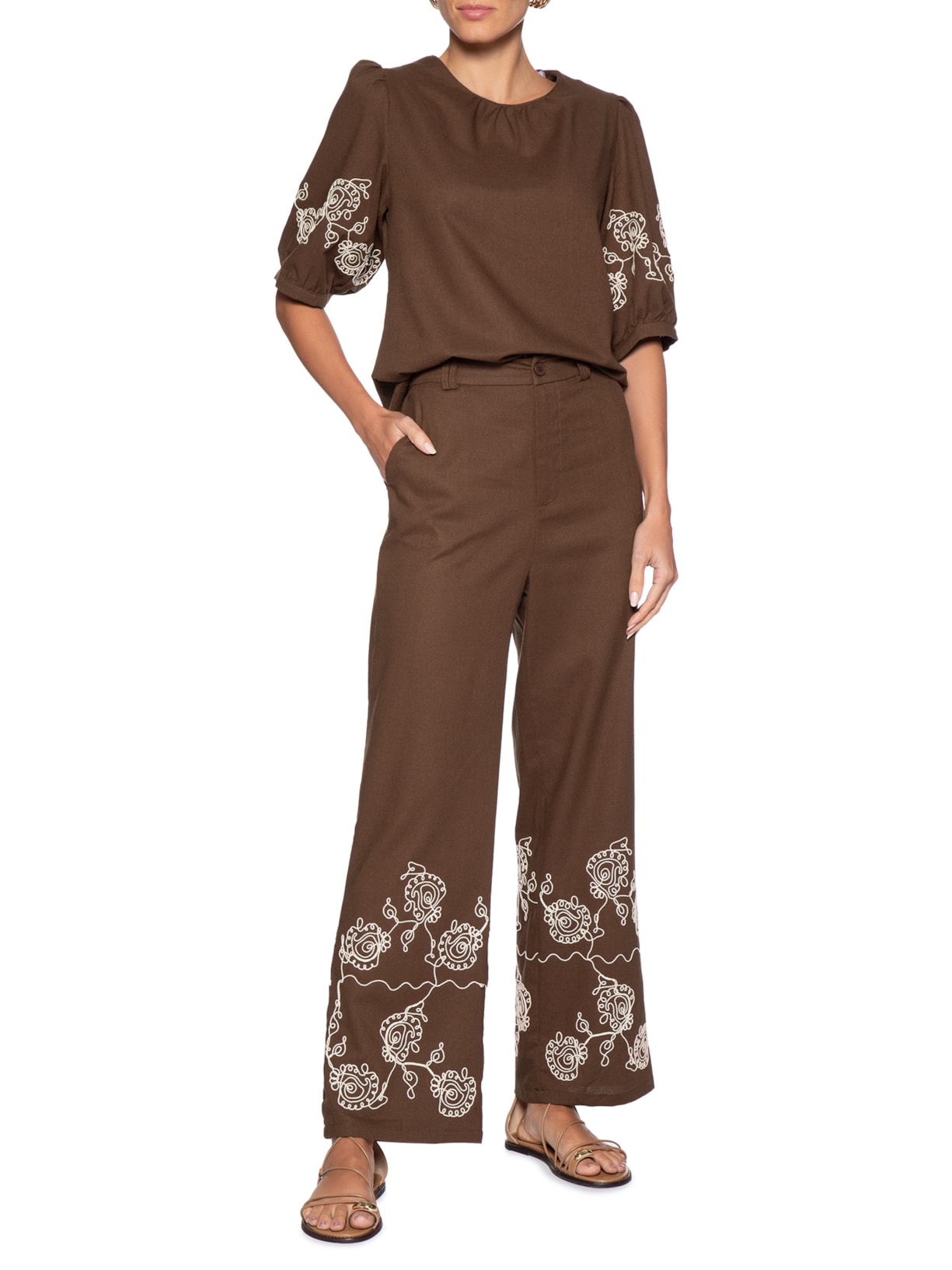Blusa Feminina Manga Bufante com Bordado Marrom '2Essential