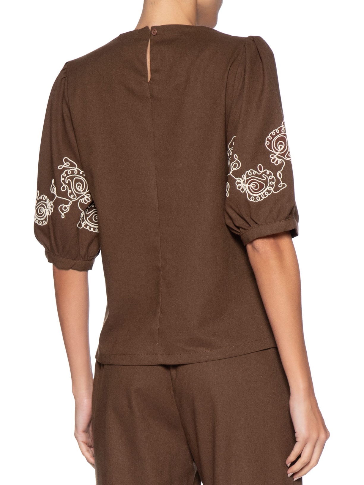 Blusa Feminina Manga Bufante com Bordado Marrom '2Essential