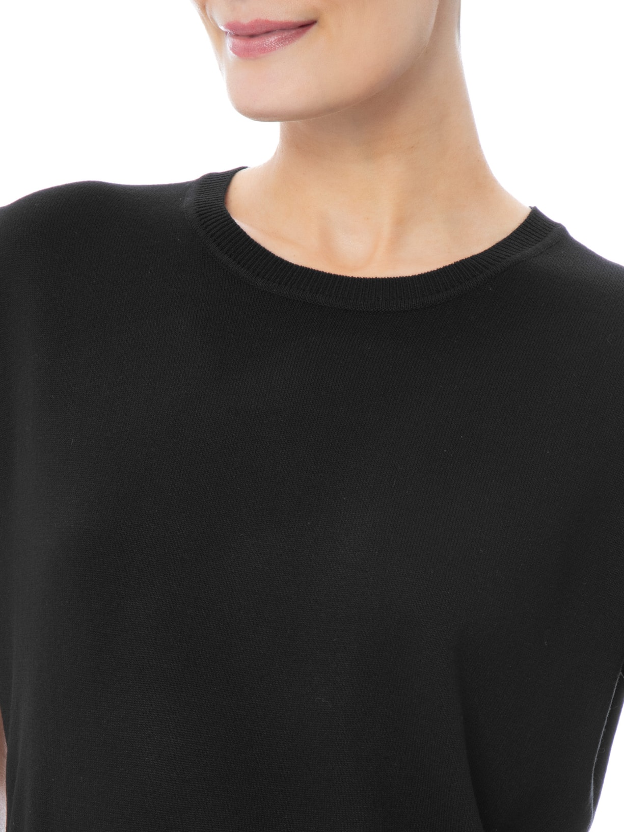 Blusa Feminina Manga Curta em Tricot Preto Basiq