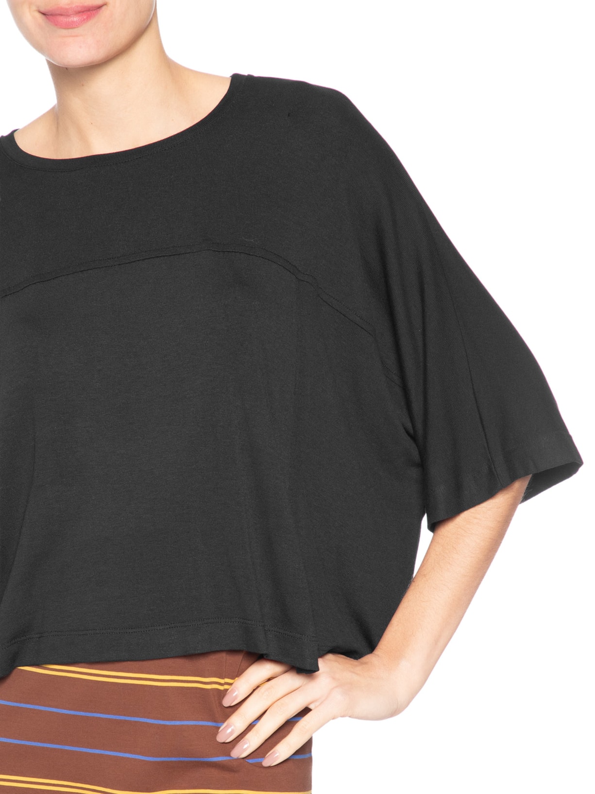 Blusa Feminina Manga Curta Quadradinha Preto Animale