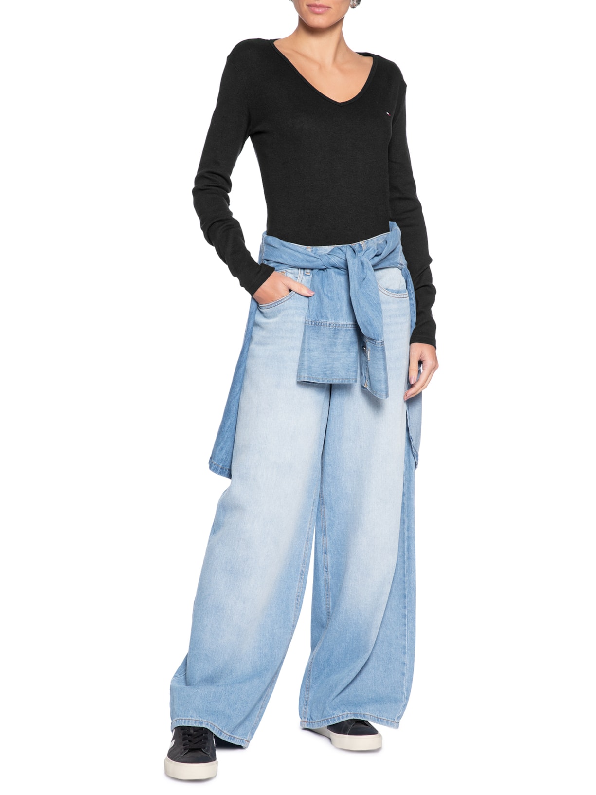 Blusa Feminina Manga Longa Slim Essential Preto Tommy Jeans