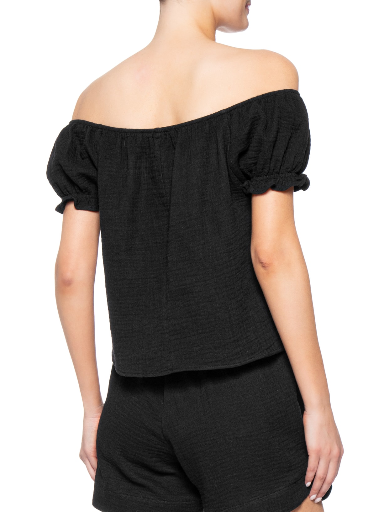 Blusa Feminina Ombro A Ombro Com Botões Preto Basiq
