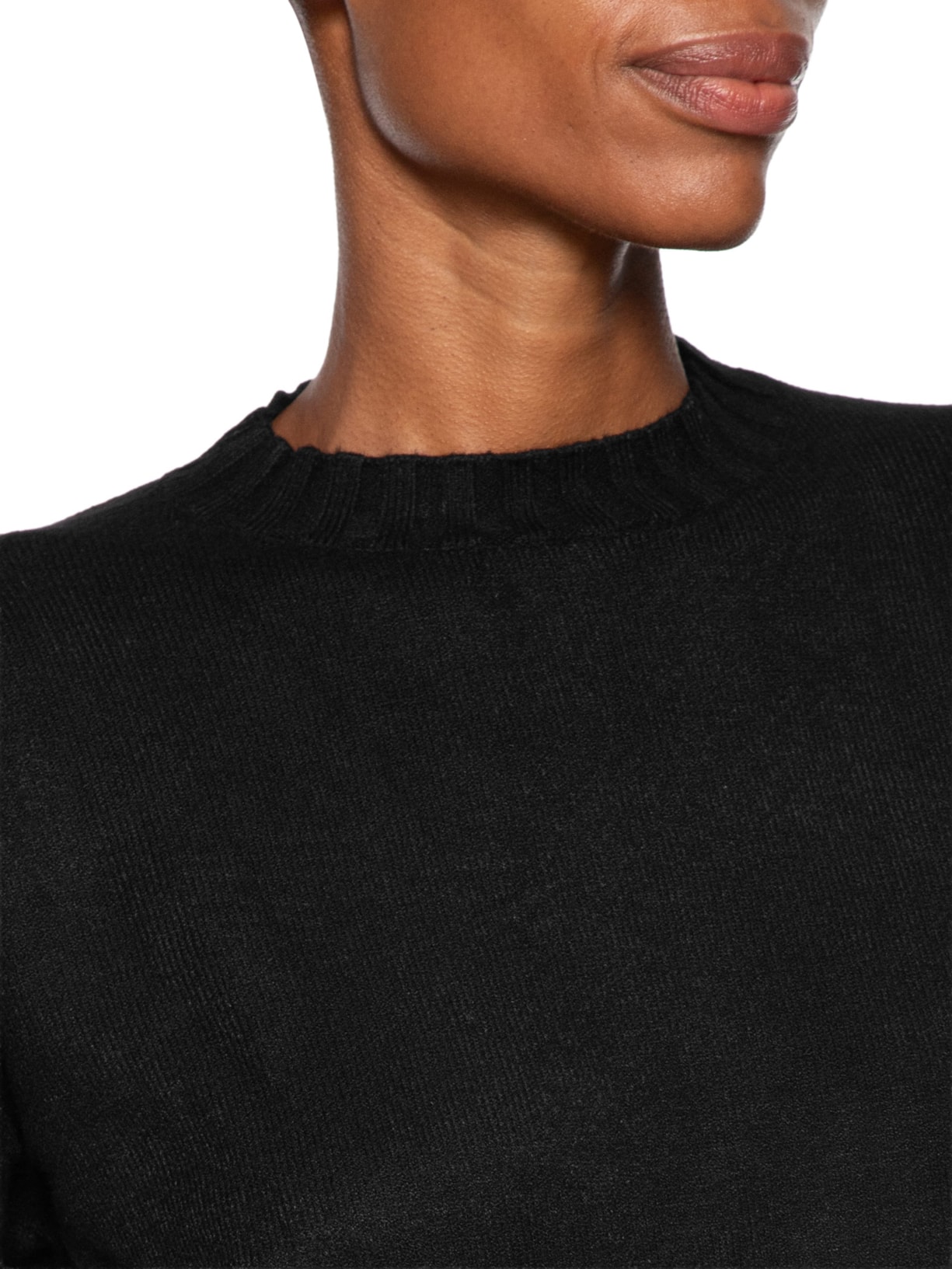 Blusa Feminina Ombros Deslocados Em Tricot Preto '2Essential