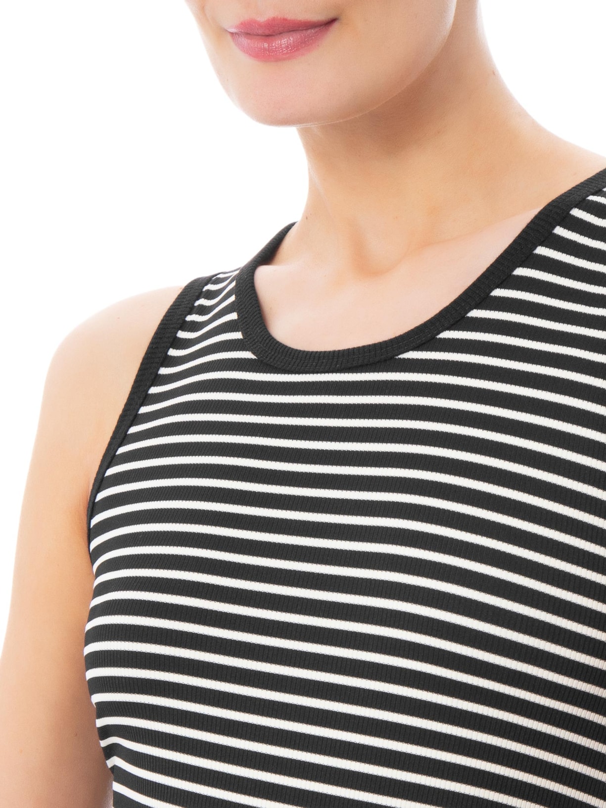 Blusa Feminina Regata Listrada Preto Basiq
