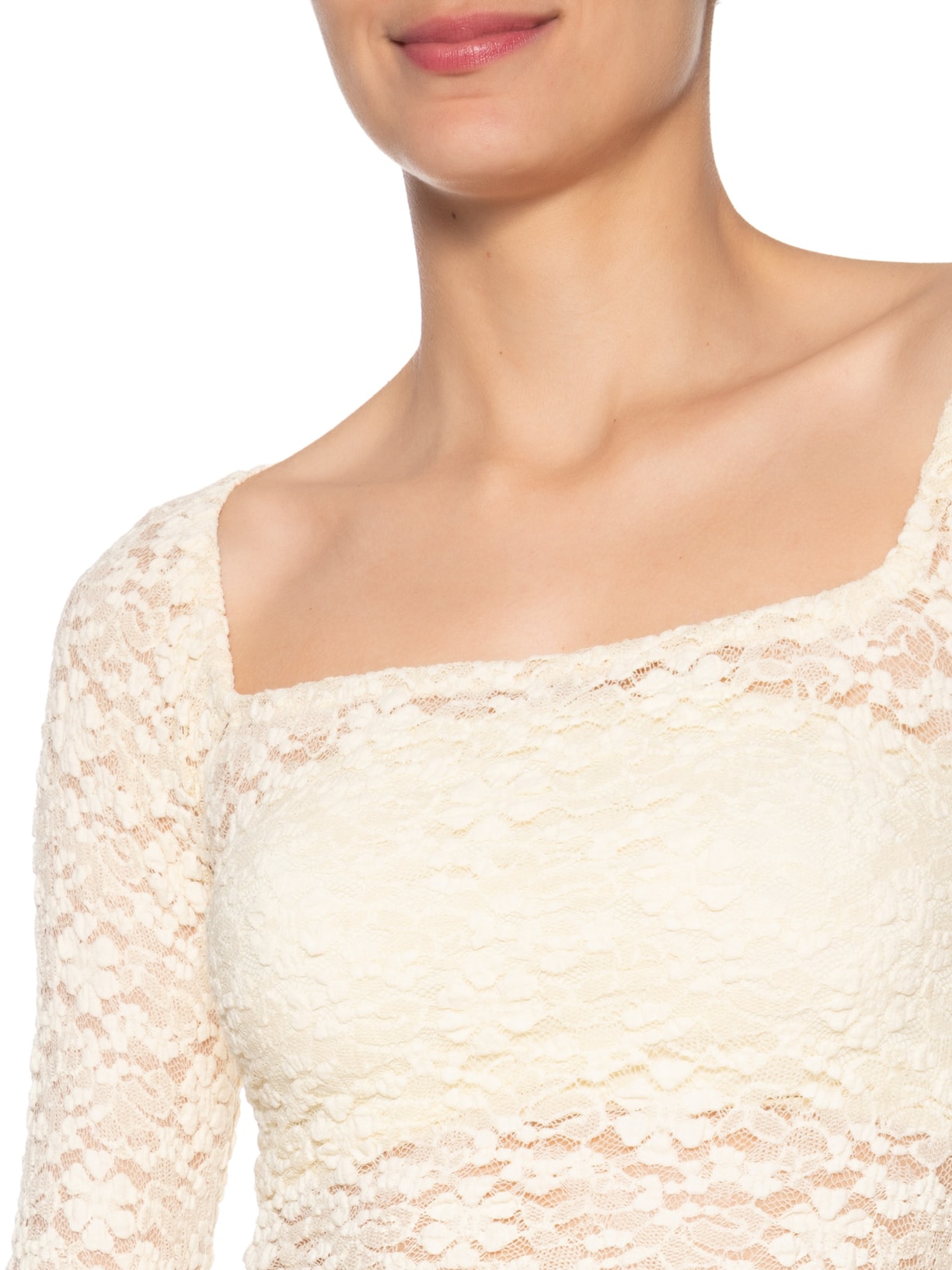 Blusa Feminina Rendada Decote Reto Artesanal Off White Farm