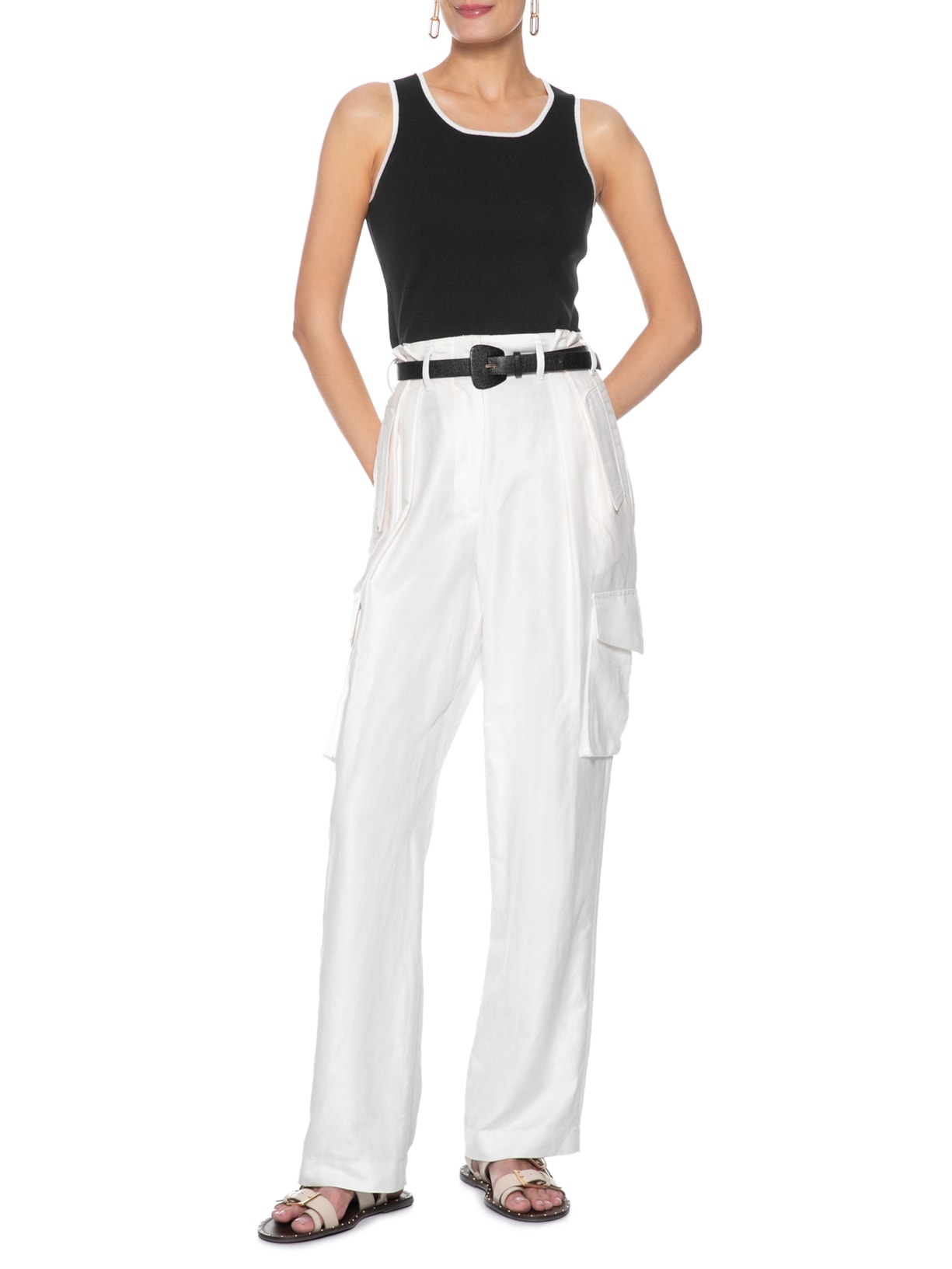 Blusa Feminina Sem Manga Em Tricot Bicolor Preto Basiq