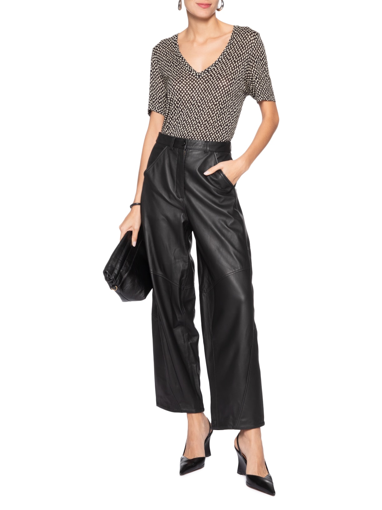 Blusa Feminina Tee Decote V Manga Curta Preto Animale