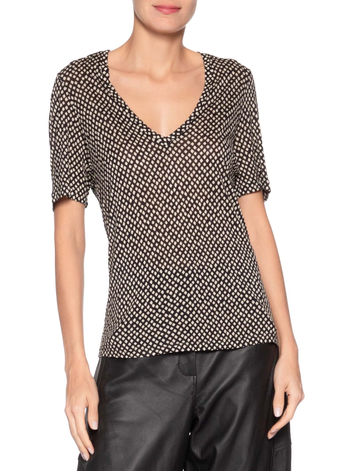 Blusa Feminina Tee Decote V Manga Curta Preto Animale