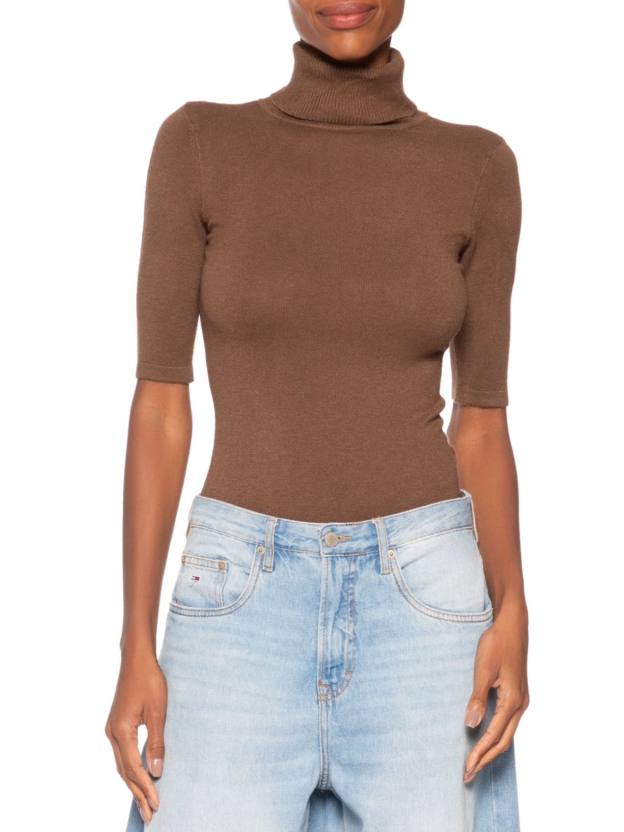 Blusa Feminina Tricot Gola Alta – Marrom Basiq