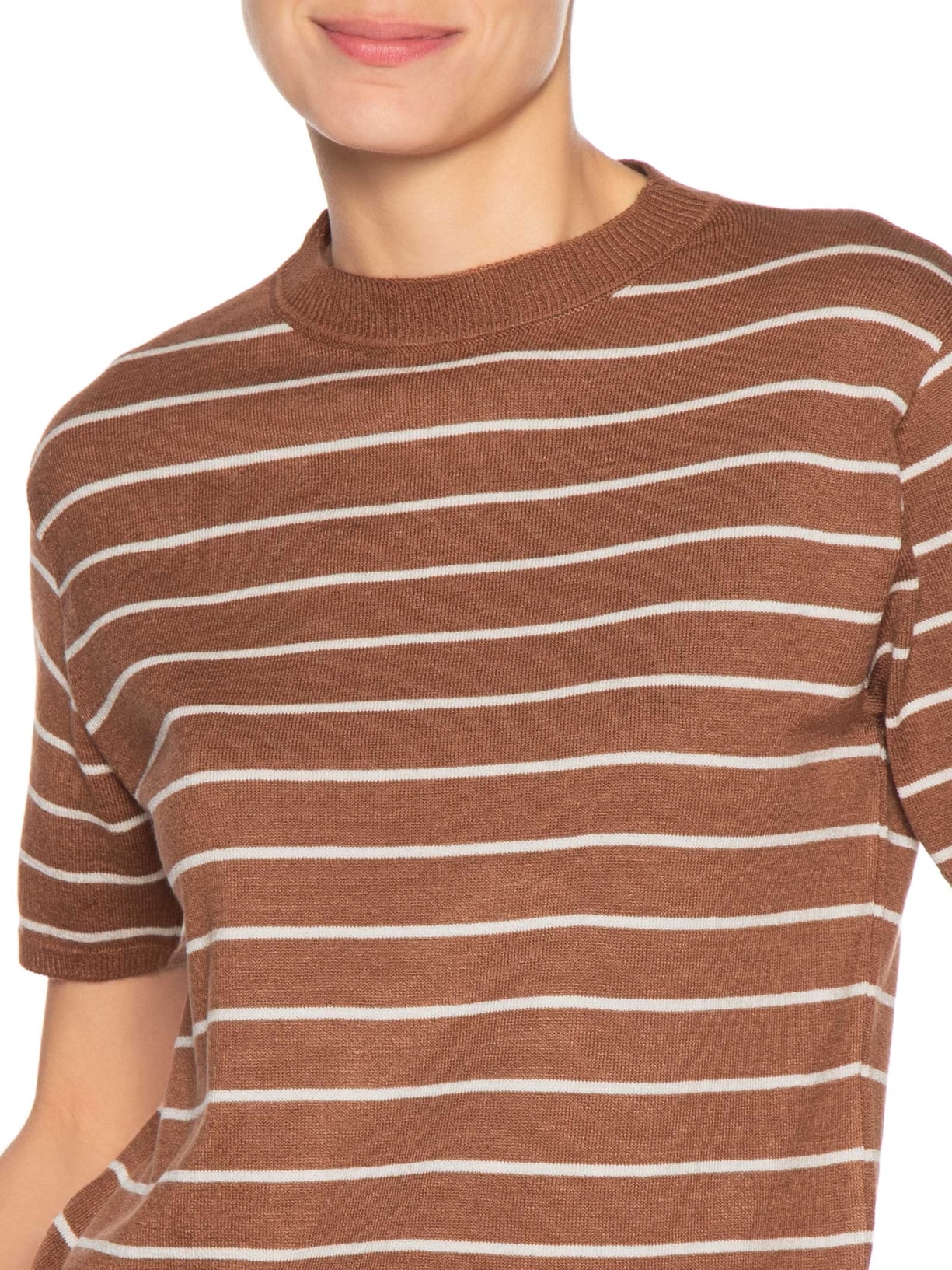 Blusa Feminina Tricot Manga Curta Marrom Dress To