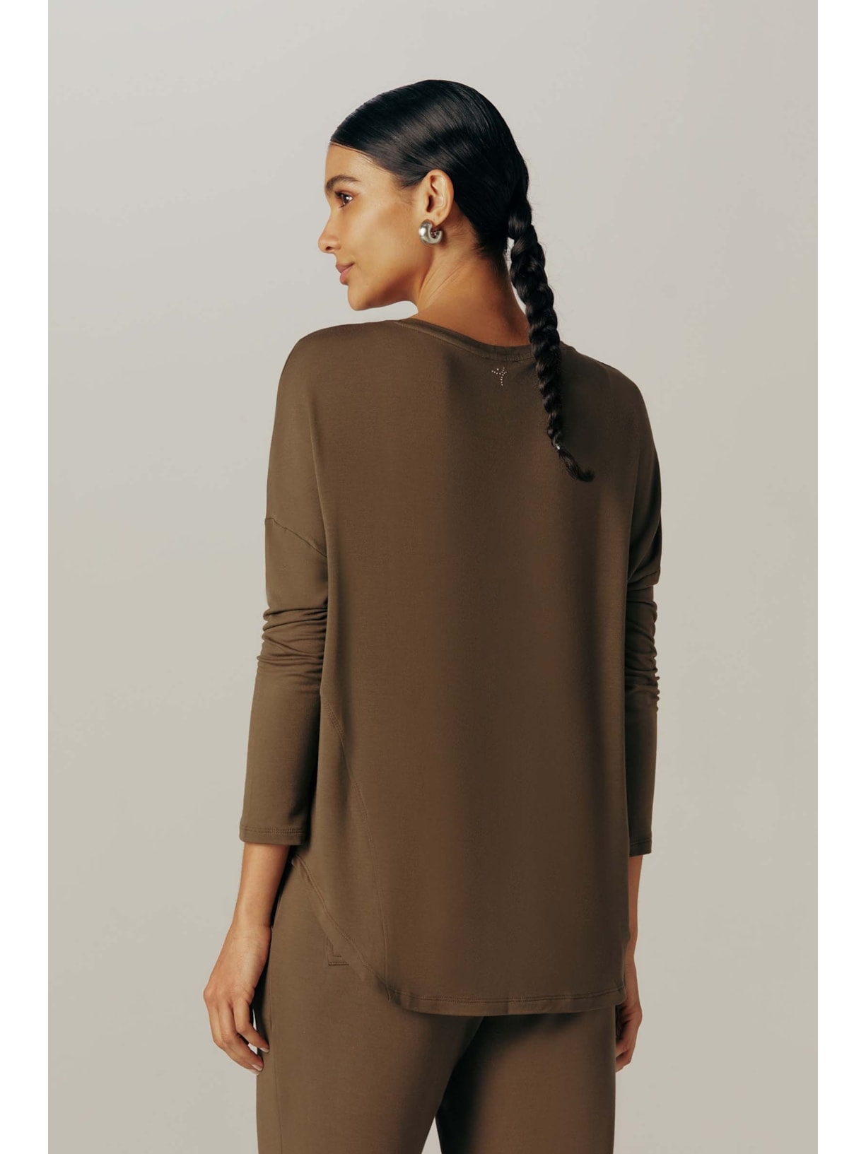 Blusa Manga Longa Verde Oliva Bambu Ceci Yogini
