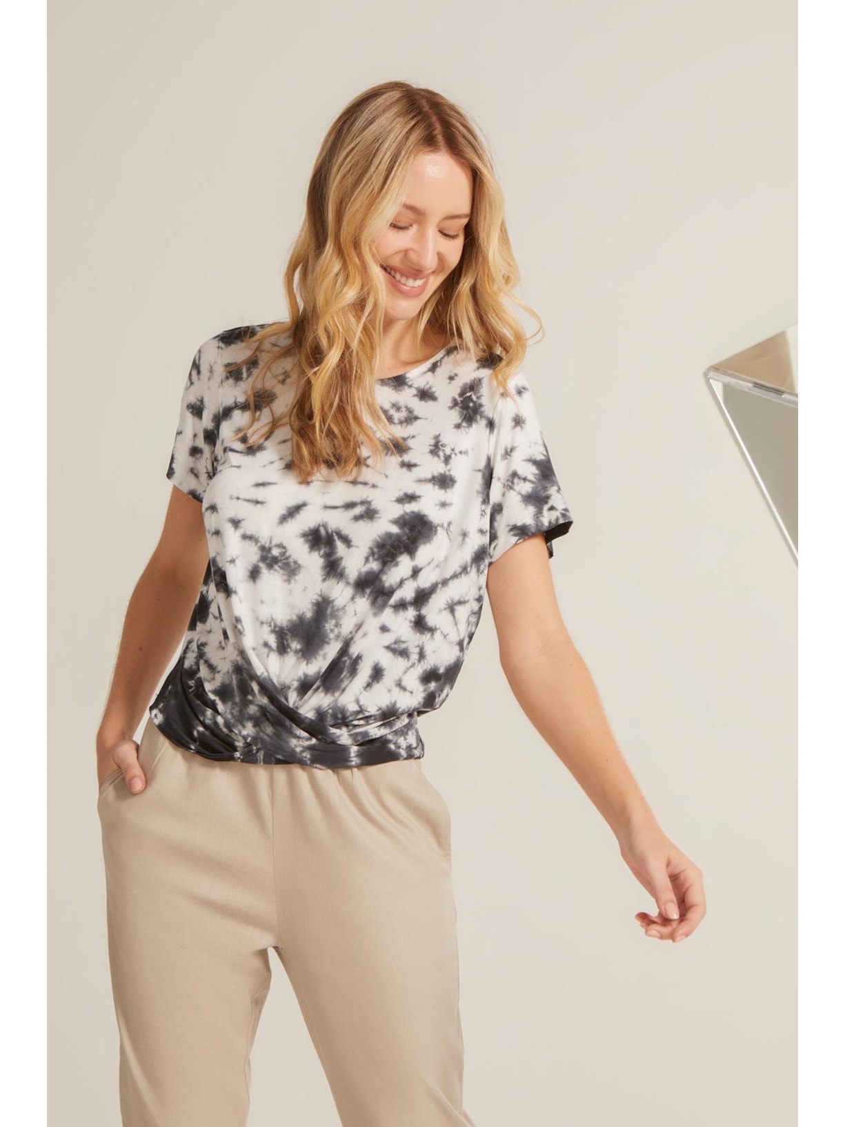 Blusa Tie Dye Preta Modal Janice Yogini