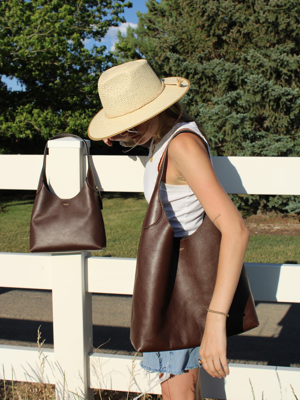 Bolsa Feminina Brooklyn Shoulder 39 Marrom Coach