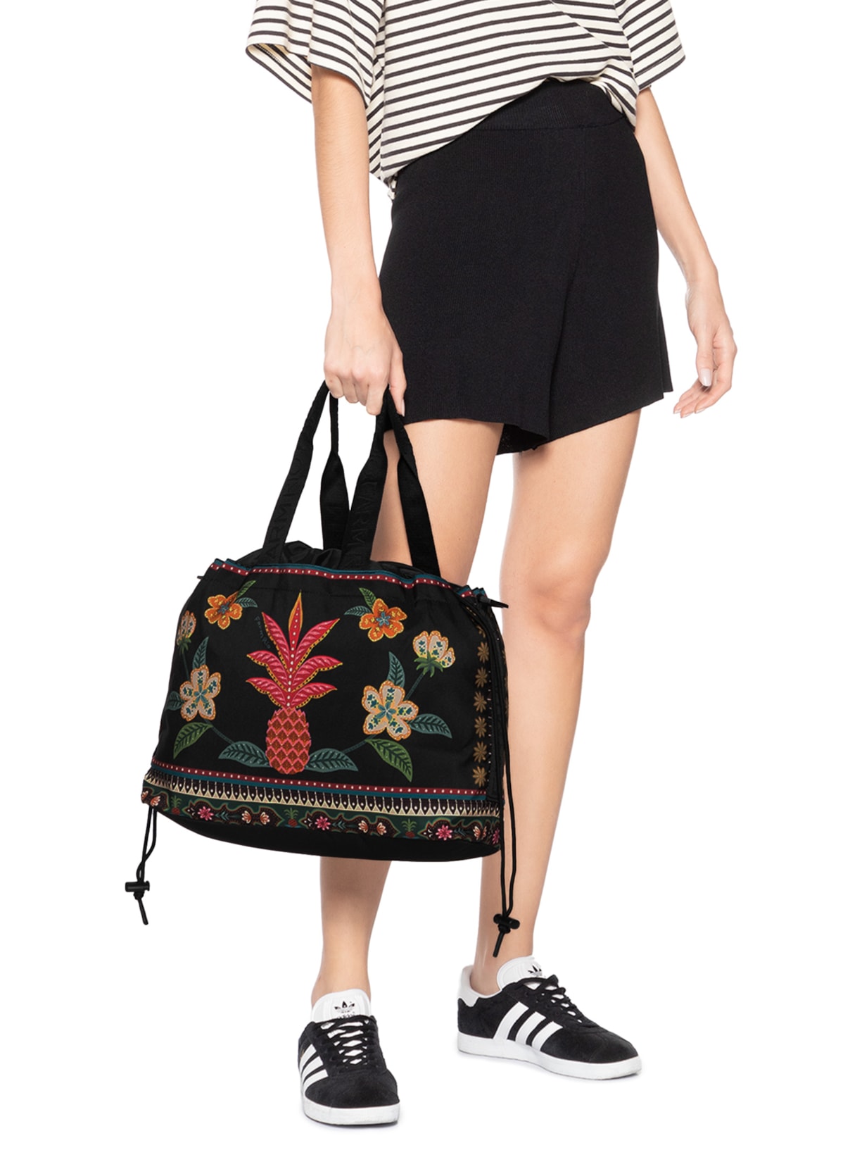 Bolsa Feminina Carioca Samba Das Araras Preto Farm Etc