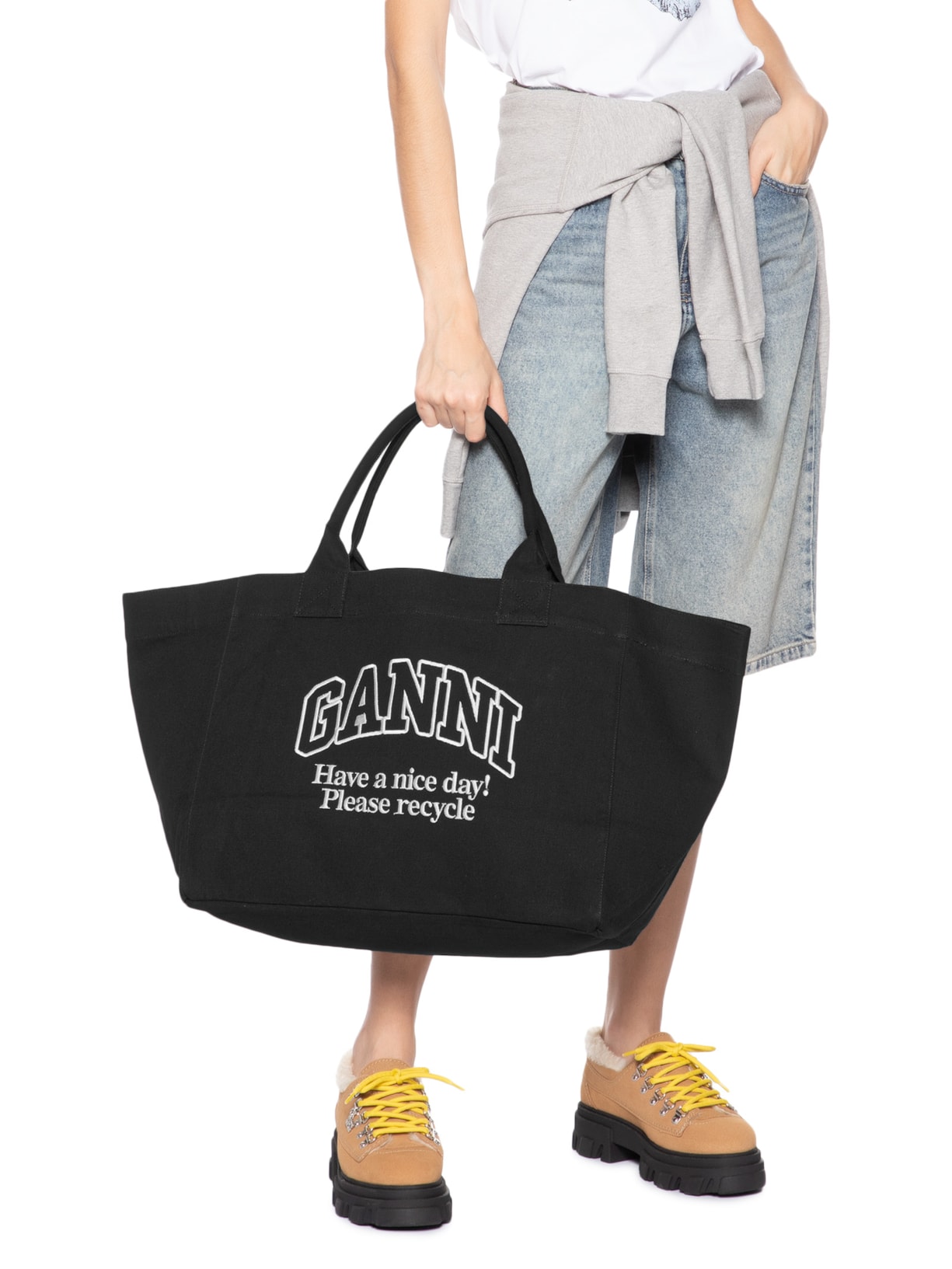 Bolsa Feminina Shopper XXL Contrasted Logo Pocket Preto Ganni