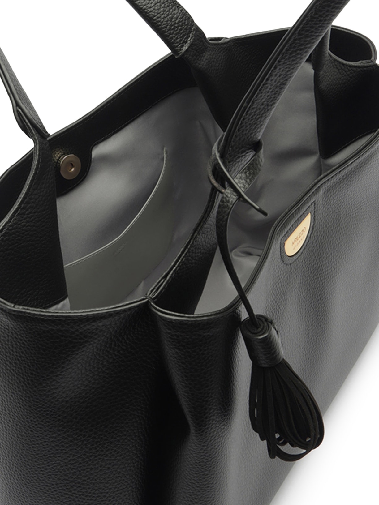 Bolsa Feminina Shopping Grande com Franja – Preto Arezzo