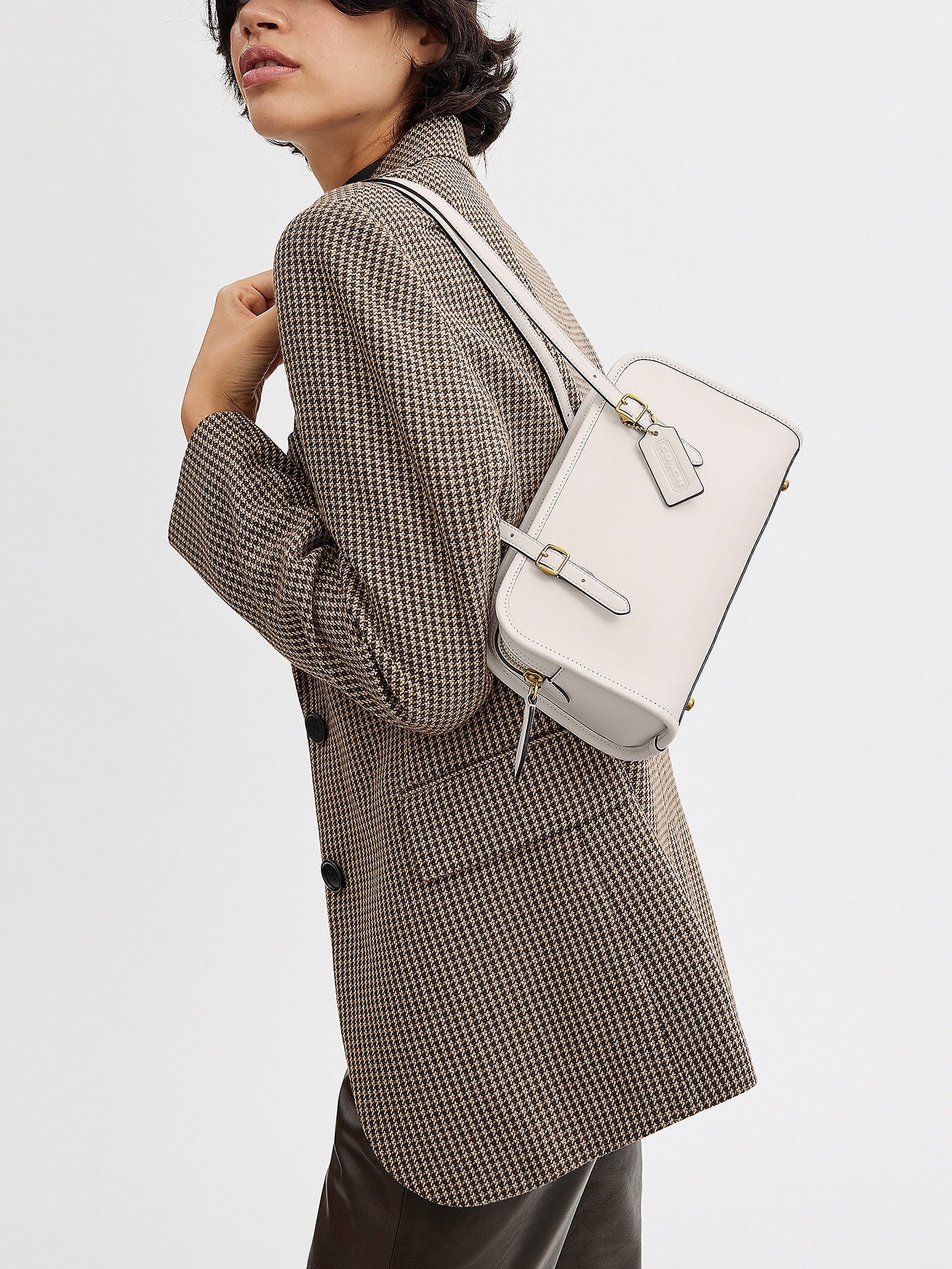 Coach - Bolsa Feminina Swing Zip - Branco